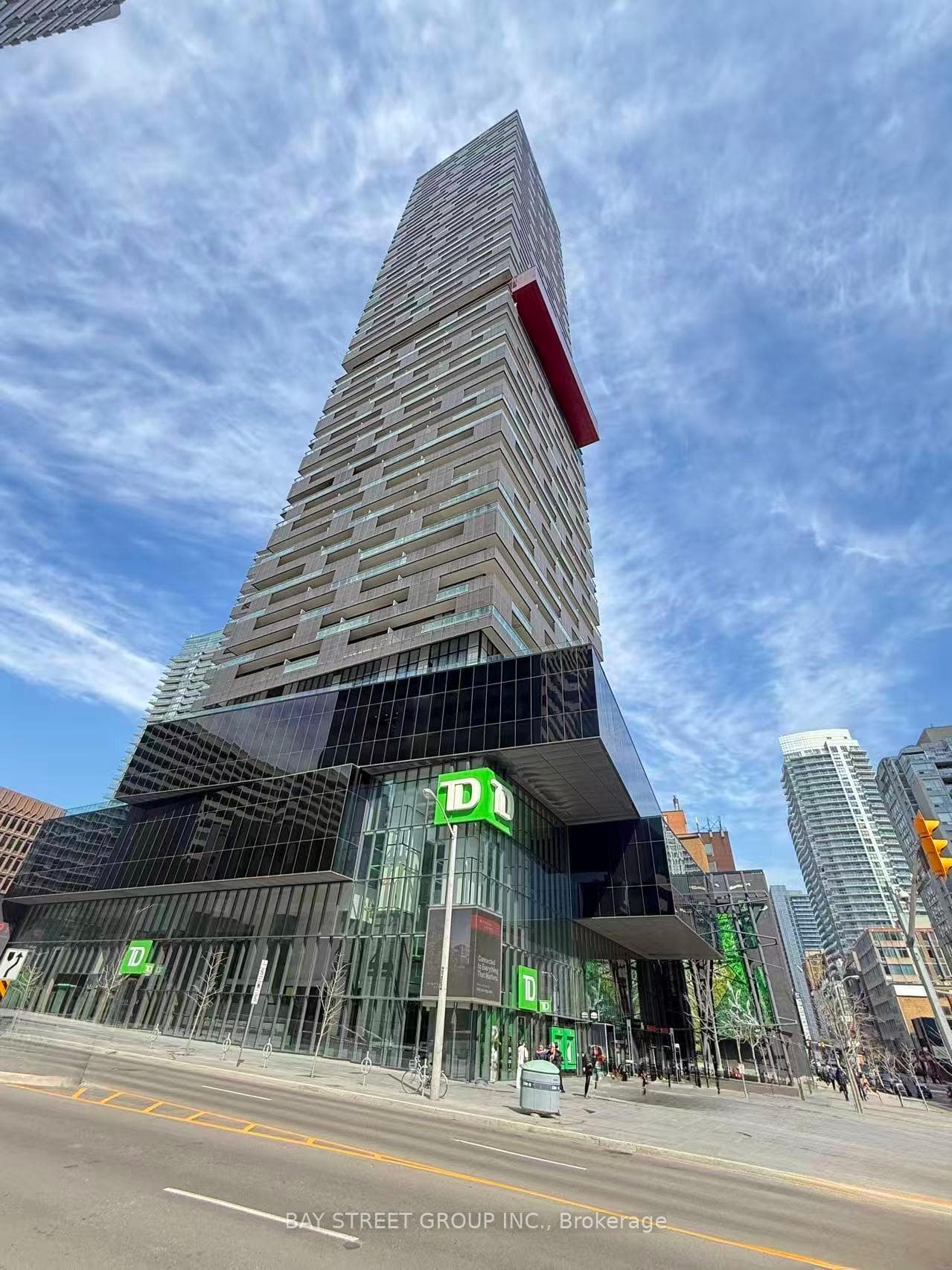 8 Eglinton Avenue Unit 4508, Leaside / Davisville, ON M4P 0C1 - Photo 1