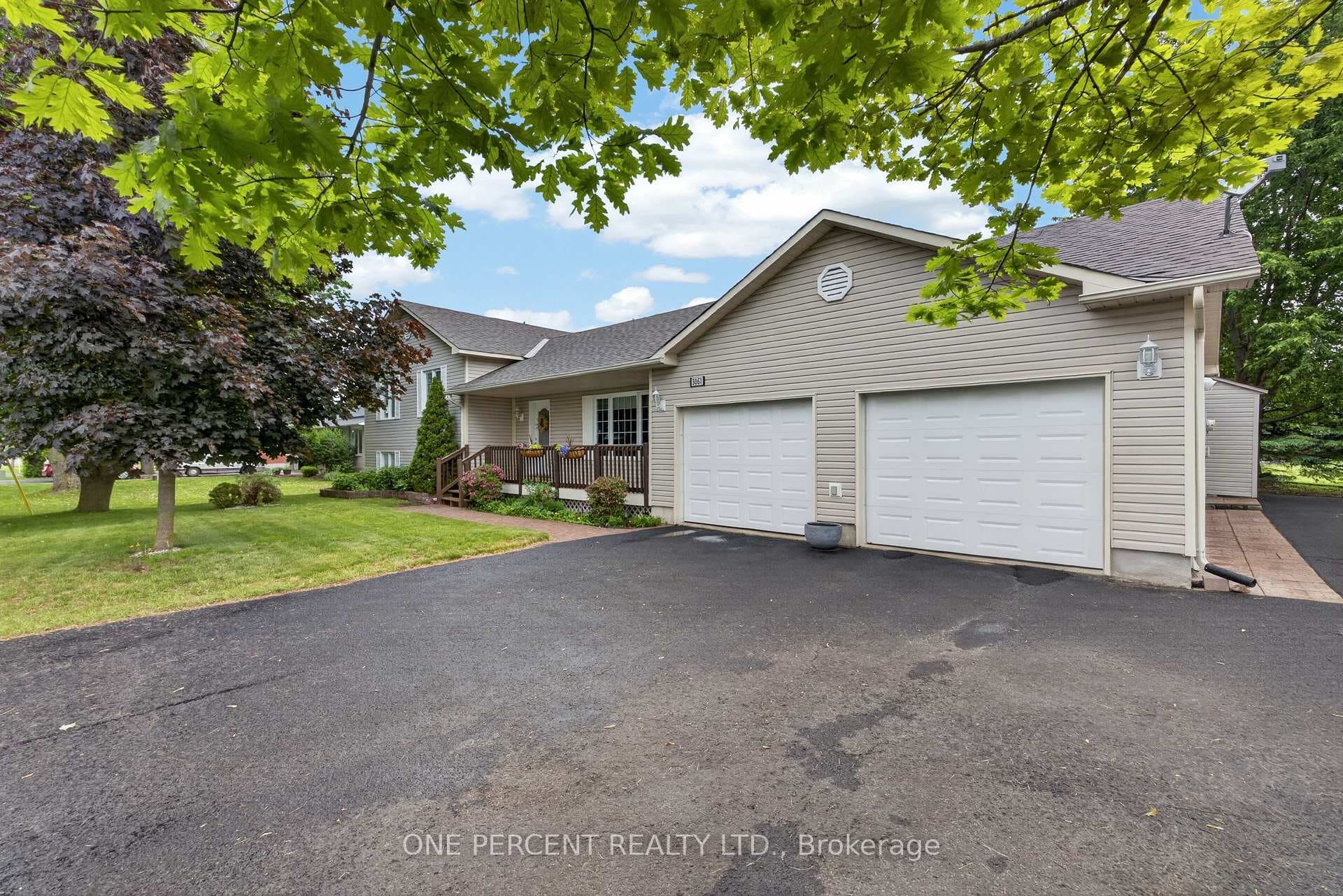 3061 Bridge Street, North Dundas, ON K0E 1W0 - Photo 1