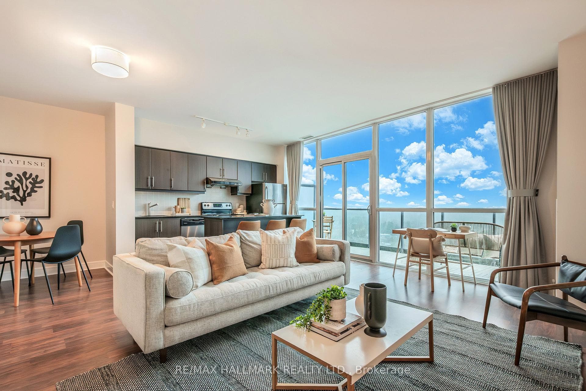 35 Brian Peck Crescent Unit PH2, Flemingdon Park / Don Mills, ON M4G 0A5 - Photo 1