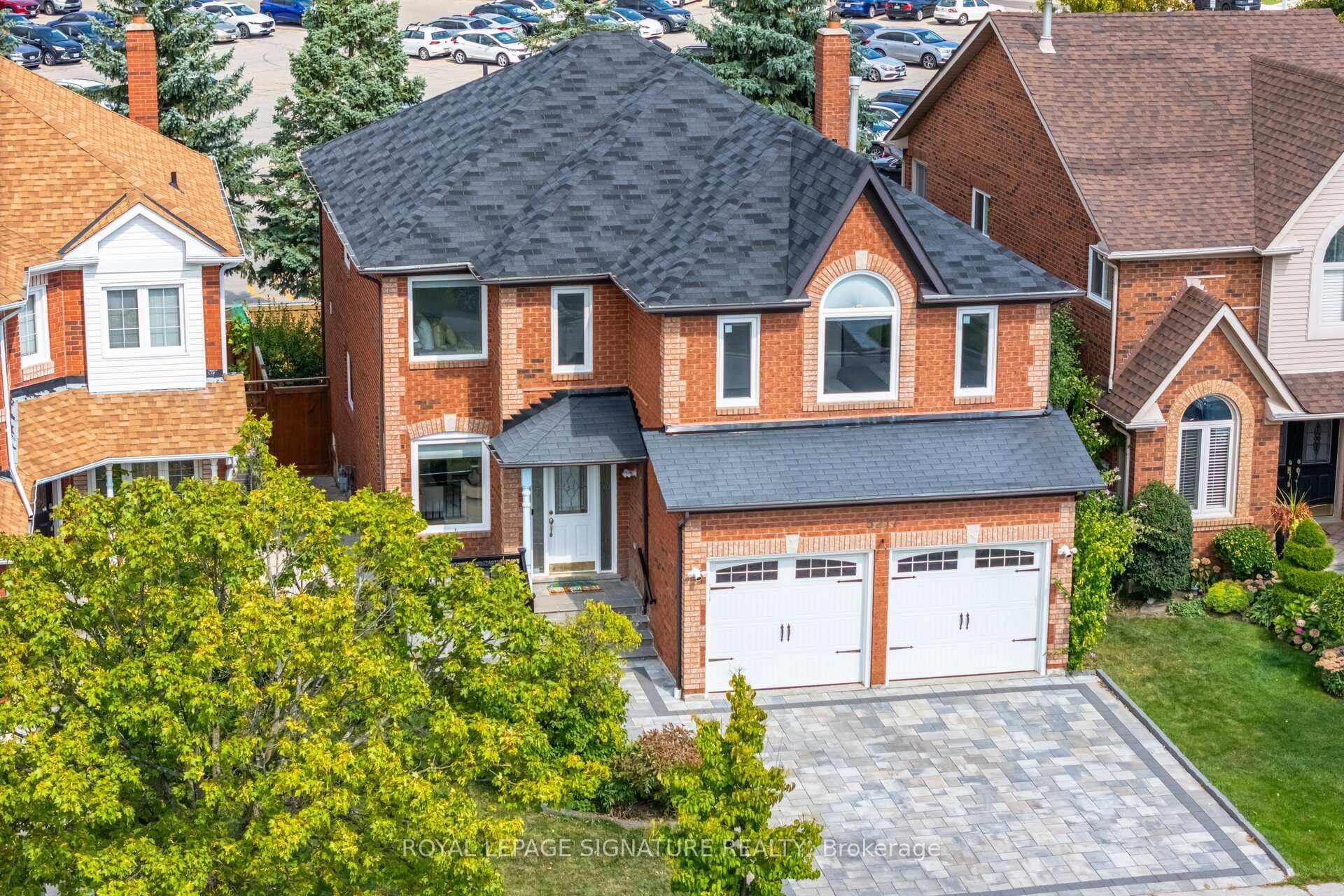 5217 Fallingbrook Drive, Mississauga, ON L5V 1N7 - Photo 1