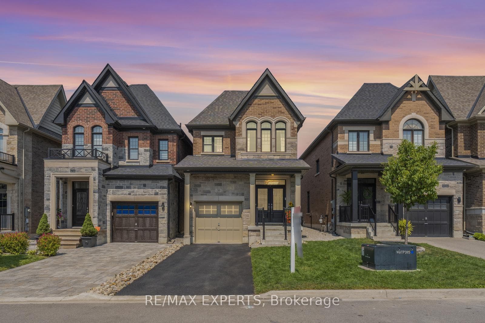 30 Zenith Avenue, Vaughan, ON L0J 1C0 - Photo 1
