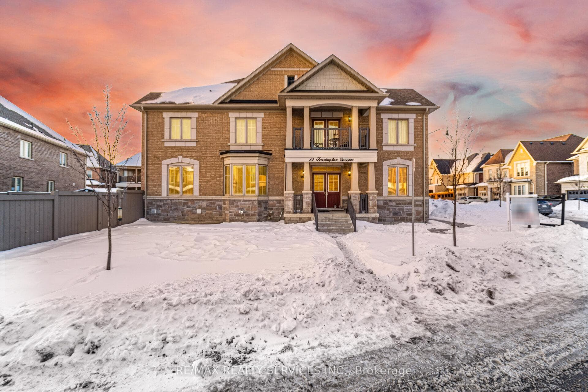 15 Farringdon Crescent, Brampton, ON L7A 4Z5 - Photo 1