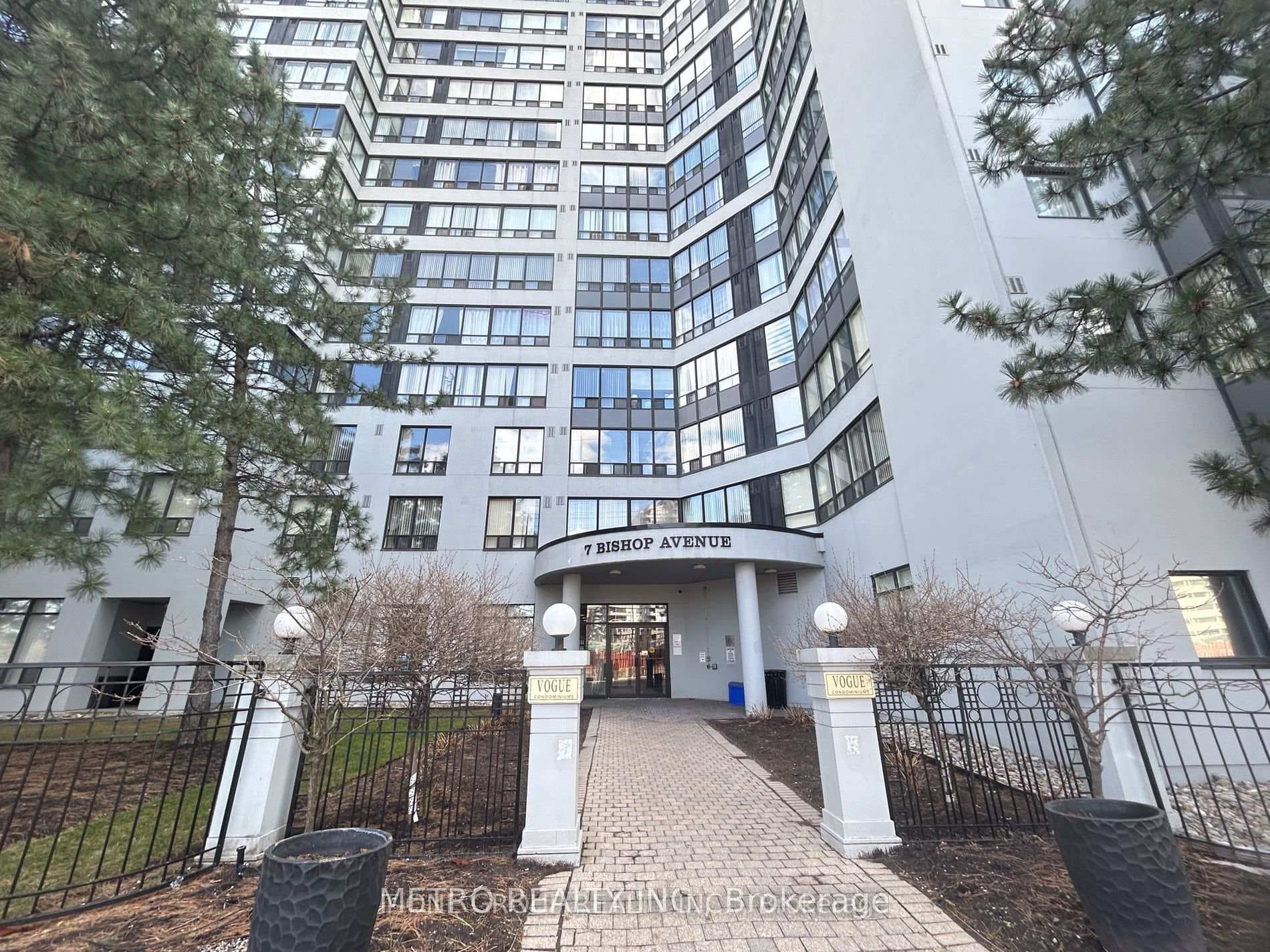 7 Bishop Avenue Unit 2311, Willowdale / Newtonbrook, ON M2M 4J4 - Photo 1