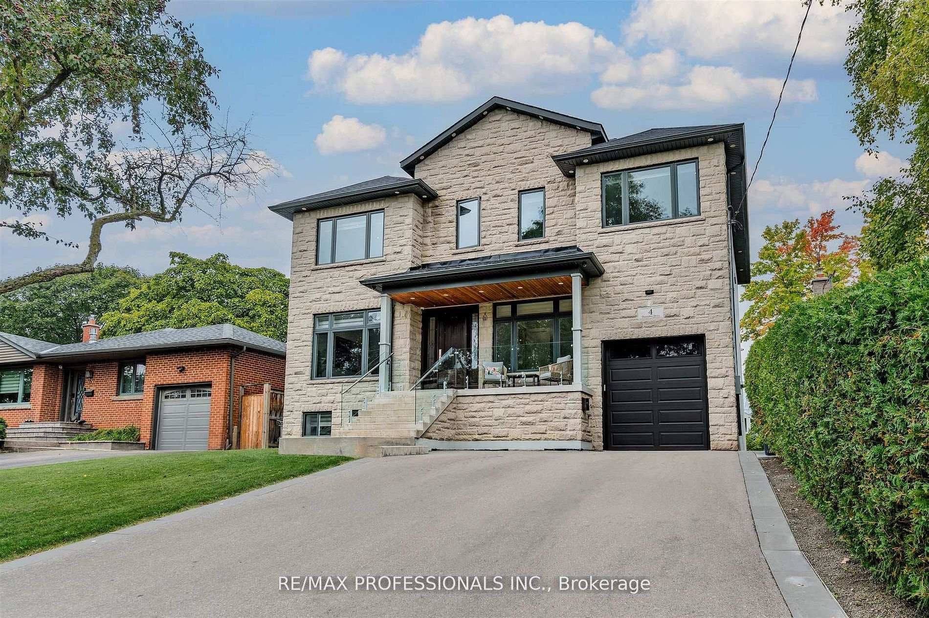 4 Dunrobin Drive, Etobicoke (Islington / Rexdale), ON M9B 2S9 - Photo 1