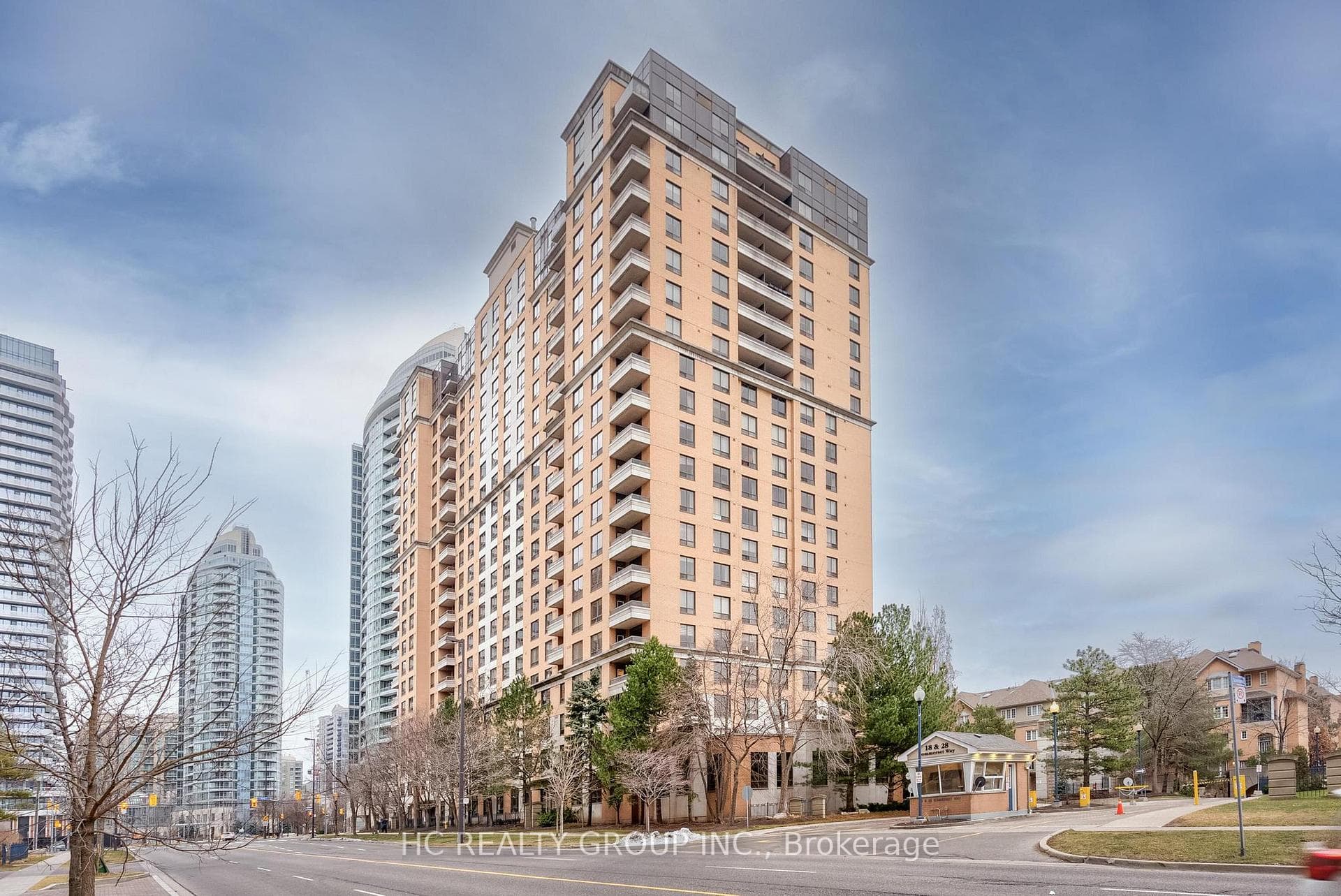 18 Sommerset Way Unit 1008, Willowdale / Newtonbrook, ON M2N 6X5 - Photo 1