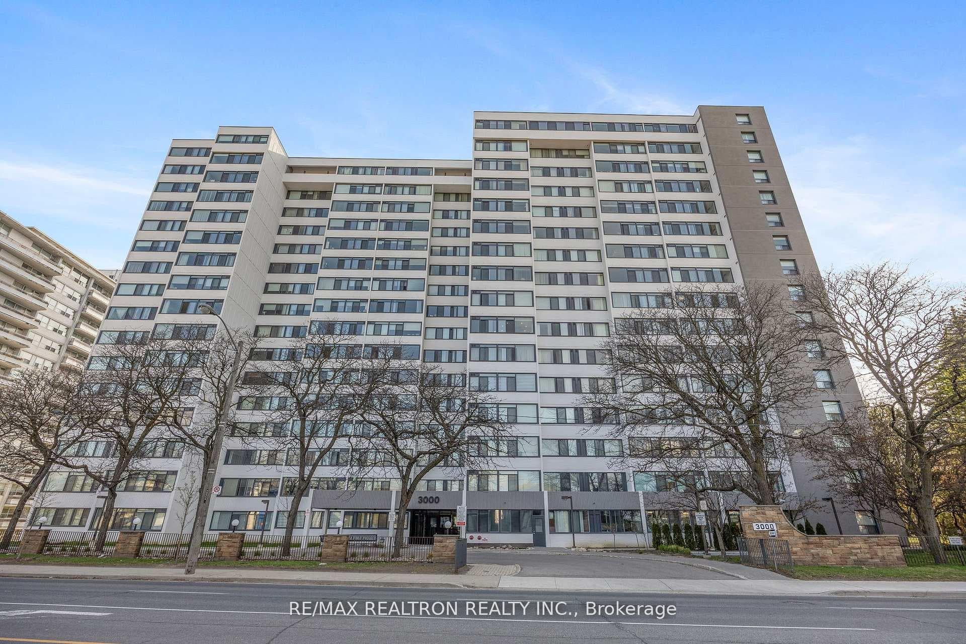 3000 Bathurst Street Unit 601, Lawrence Park / Bedford Park, ON M6B 3B4 - Photo 1