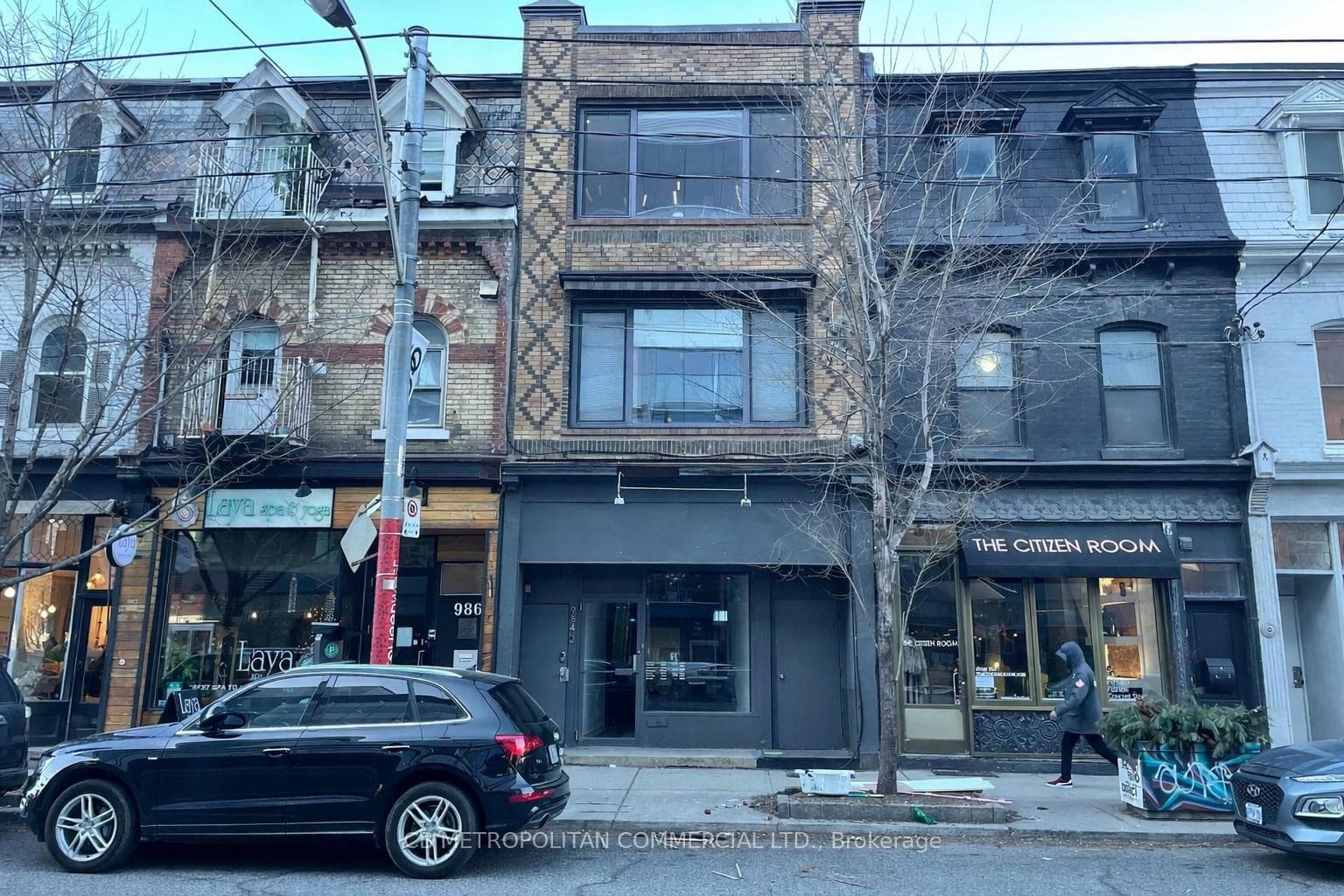 984 Queen Street Unit Main, Downtown Toronto / Waterfront, ON M6J 1H1 - Photo 1