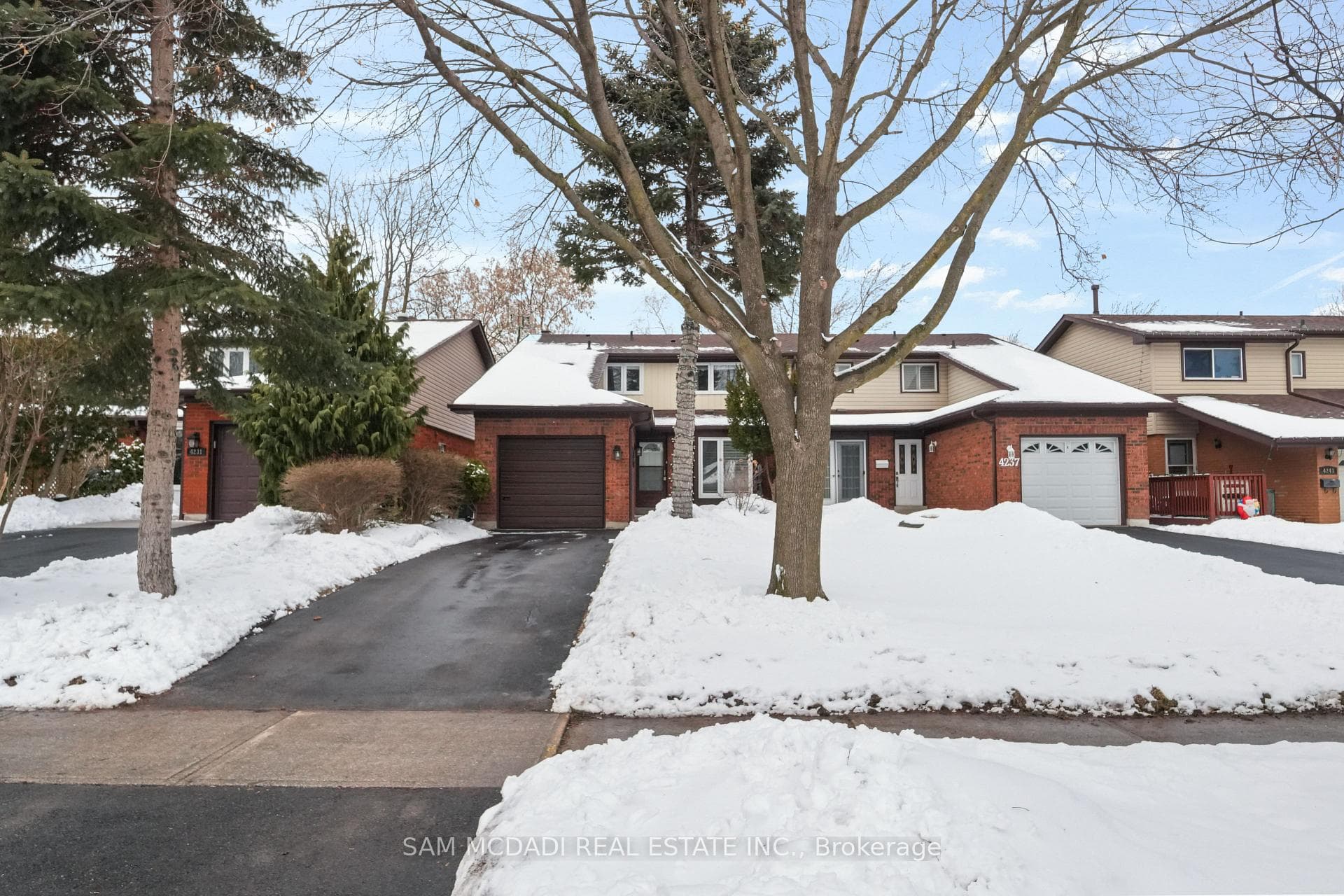 4235 Pheasant Run, Mississauga, ON L5L 2B8 - Photo 1