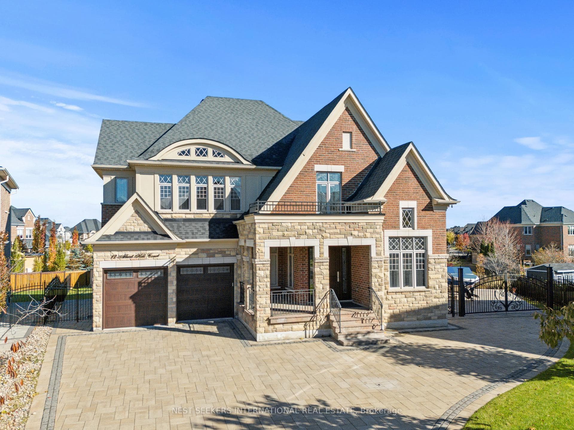 12 Albert Hill Court, King