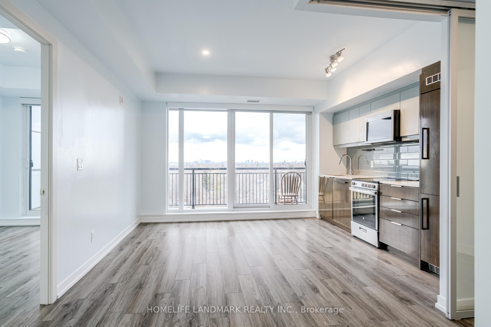 90 Glen Everest Road Unit 912, Birch Cliff / Cliffside, ON M1N 0C3 - Photo 1