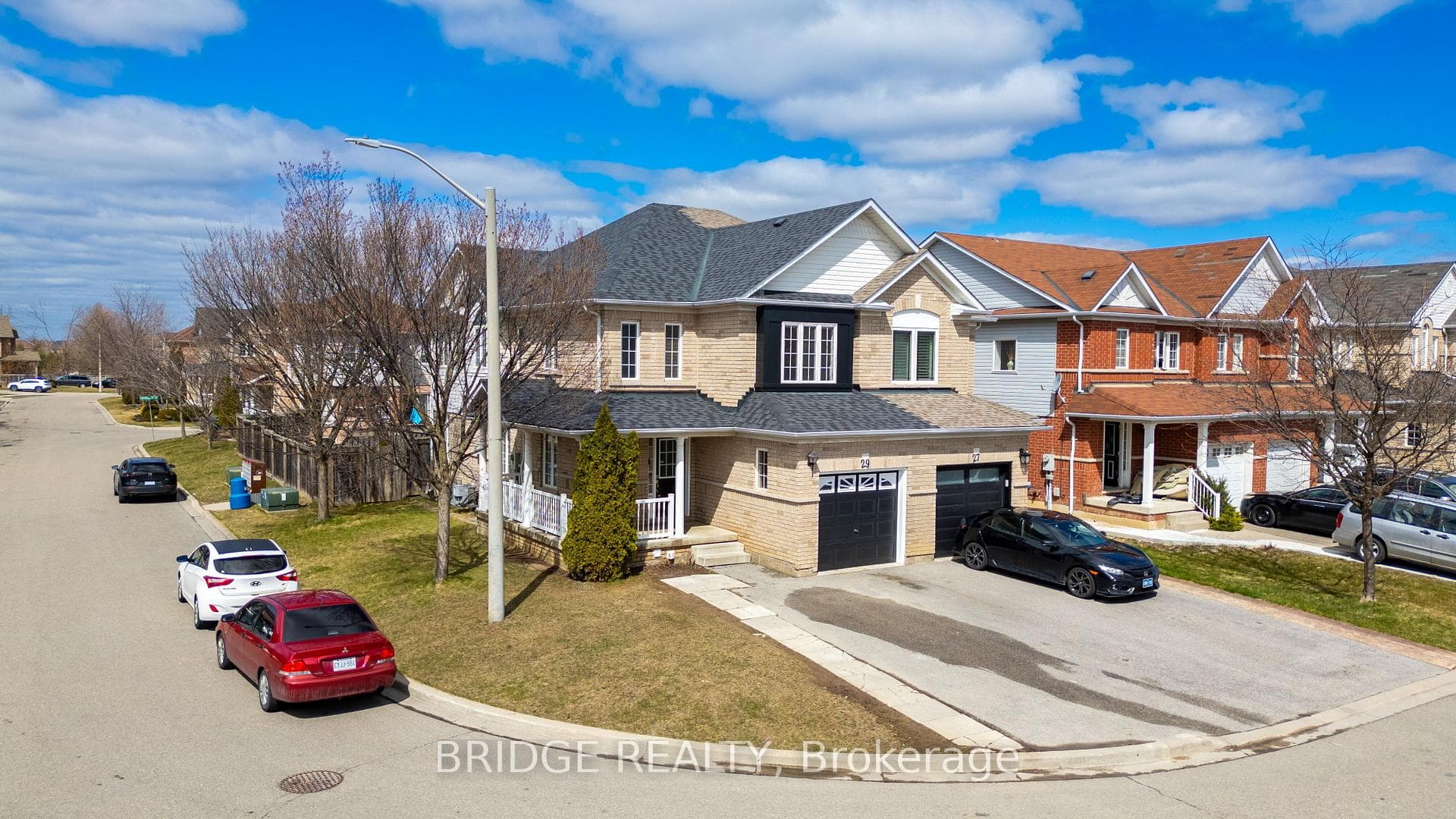 29 Mossgrove Crescent, Brampton, ON L7A 3E6 - Photo 1