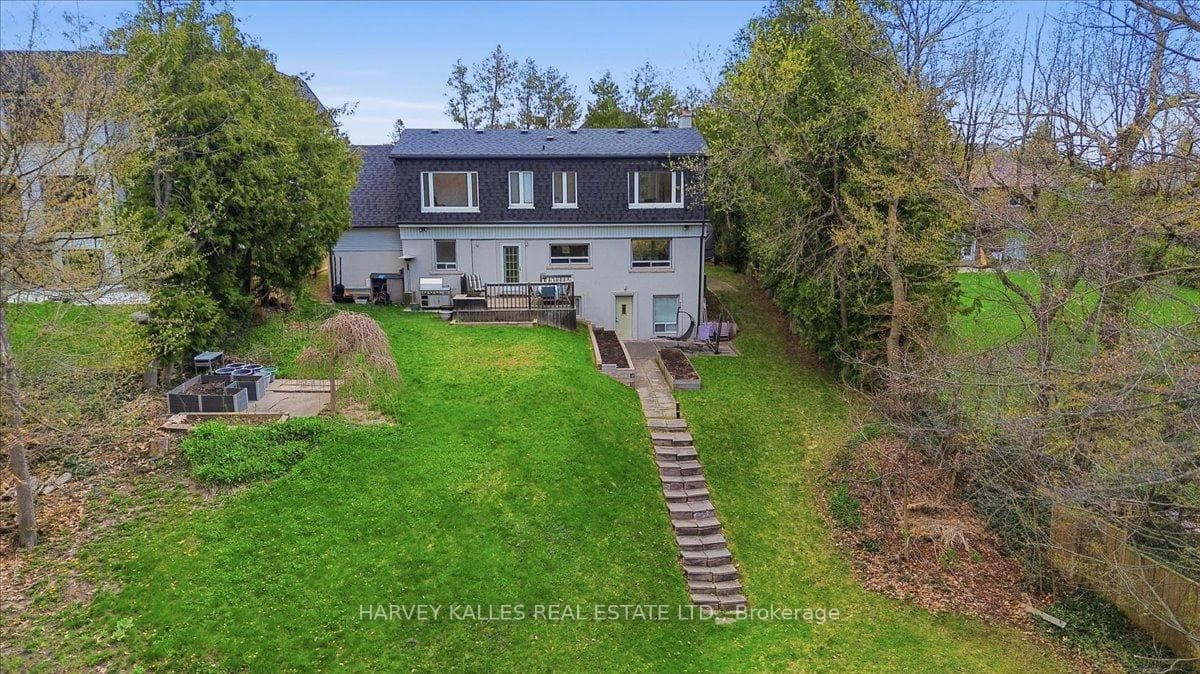 72 Walmer Road, Richmond Hill, ON L4C 3X1 - Photo 1