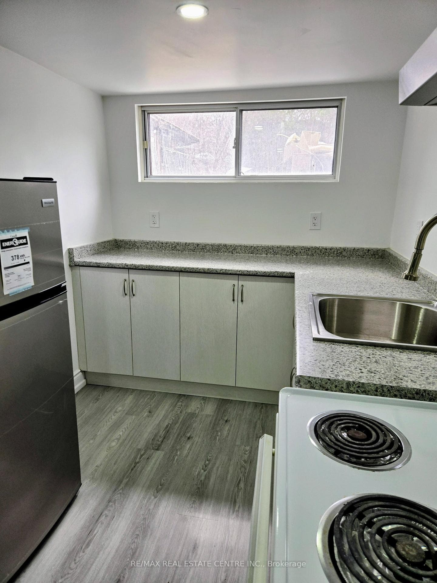 176 Beechgrove Drive Unit Basement, Rouge / Port Union / Malvern, ON M1E 3Z5 - Photo 1
