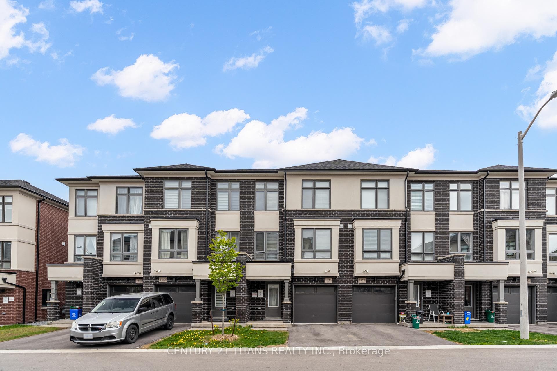 1320 Bradenton Path, Oshawa