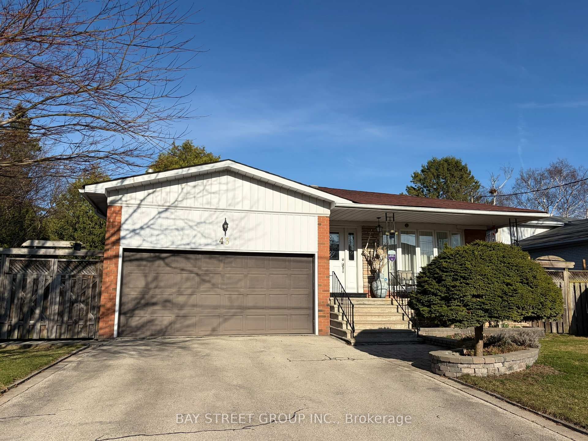 43 Appian Drive, Hillcrest Village / Bayview Village, ON M2J 2P8 - Photo 1