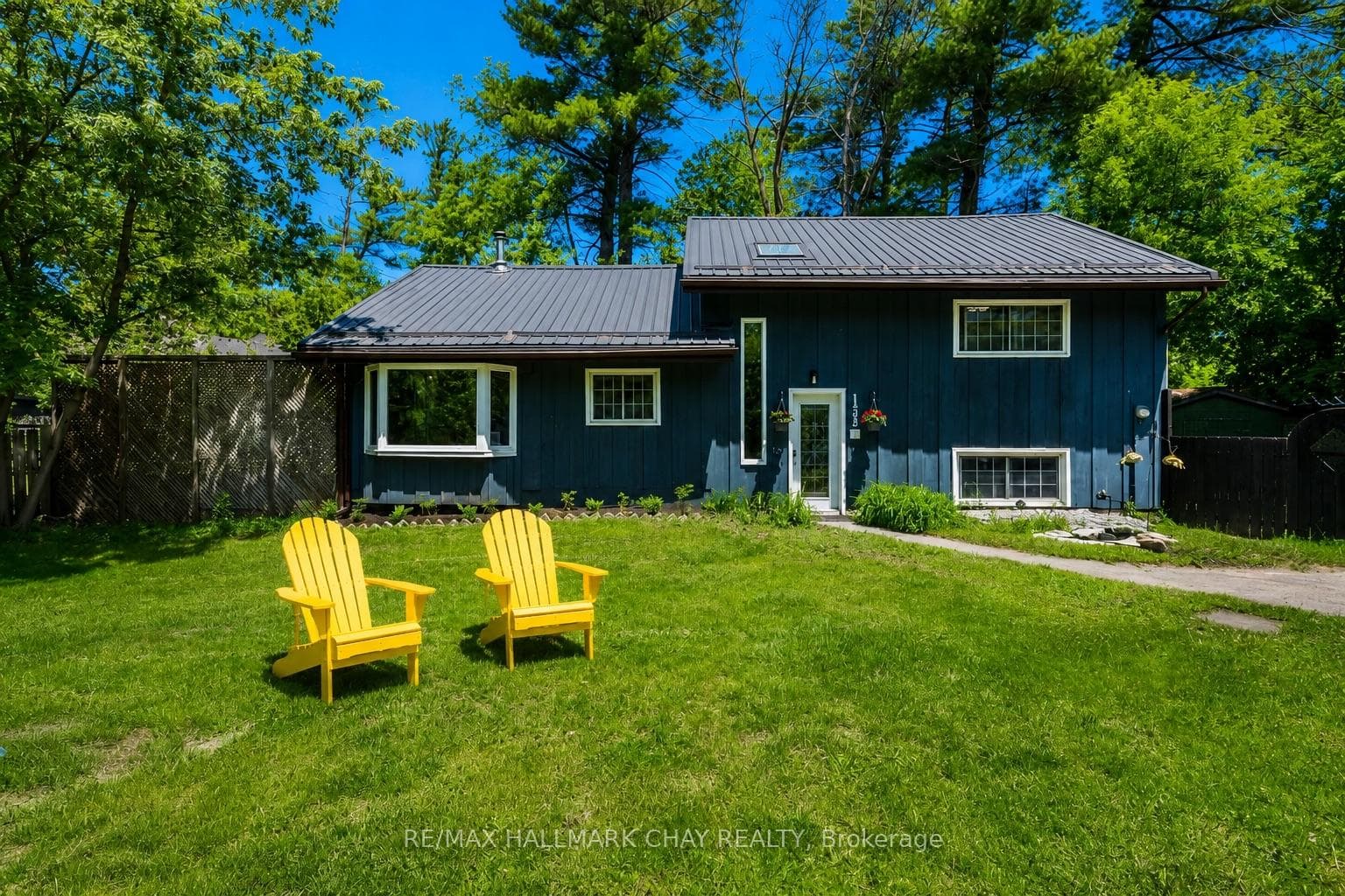 1805 ST JOHN'S Road, Innisfil, ON L9S 1T4 - Photo 1