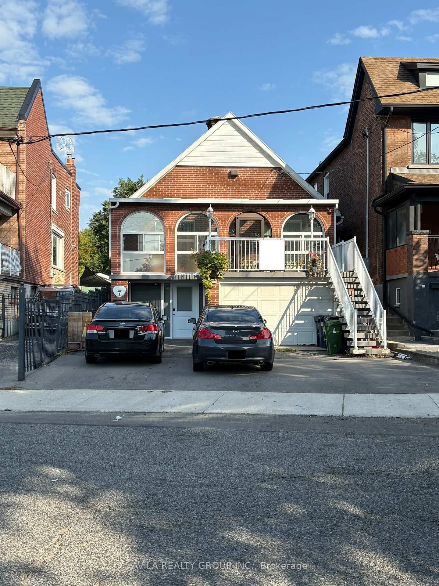 70 Greenlaw Avenue Unit Bsmt, Keelesdale / Eglinton West, ON M6H 3V5 - Photo 1