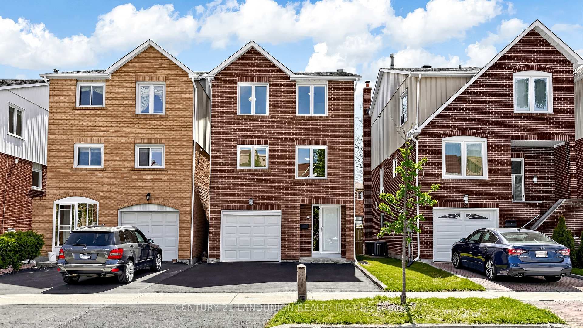 67 Carnival Court, Thornhill / Willowdale, ON M2R 3T7 - Photo 1