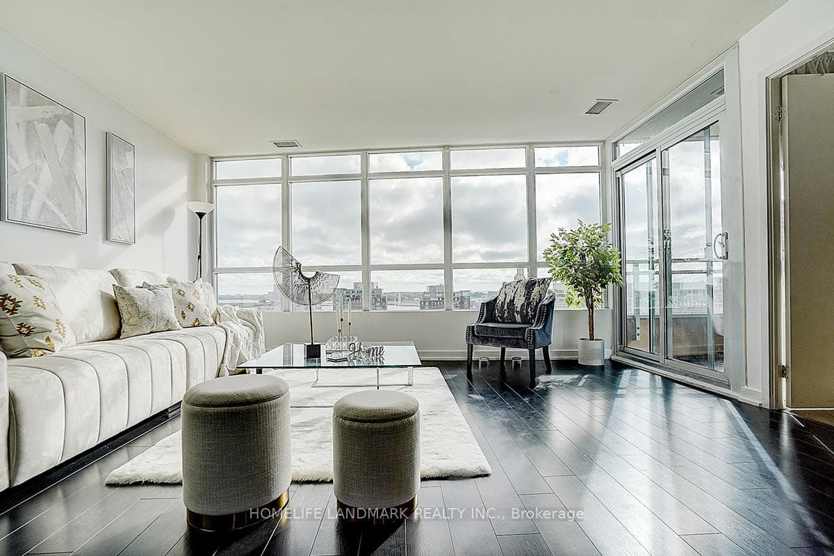 10 Capreol Court Unit 1007, Downtown Toronto / Waterfront, ON M5V 4A5 - Photo 1