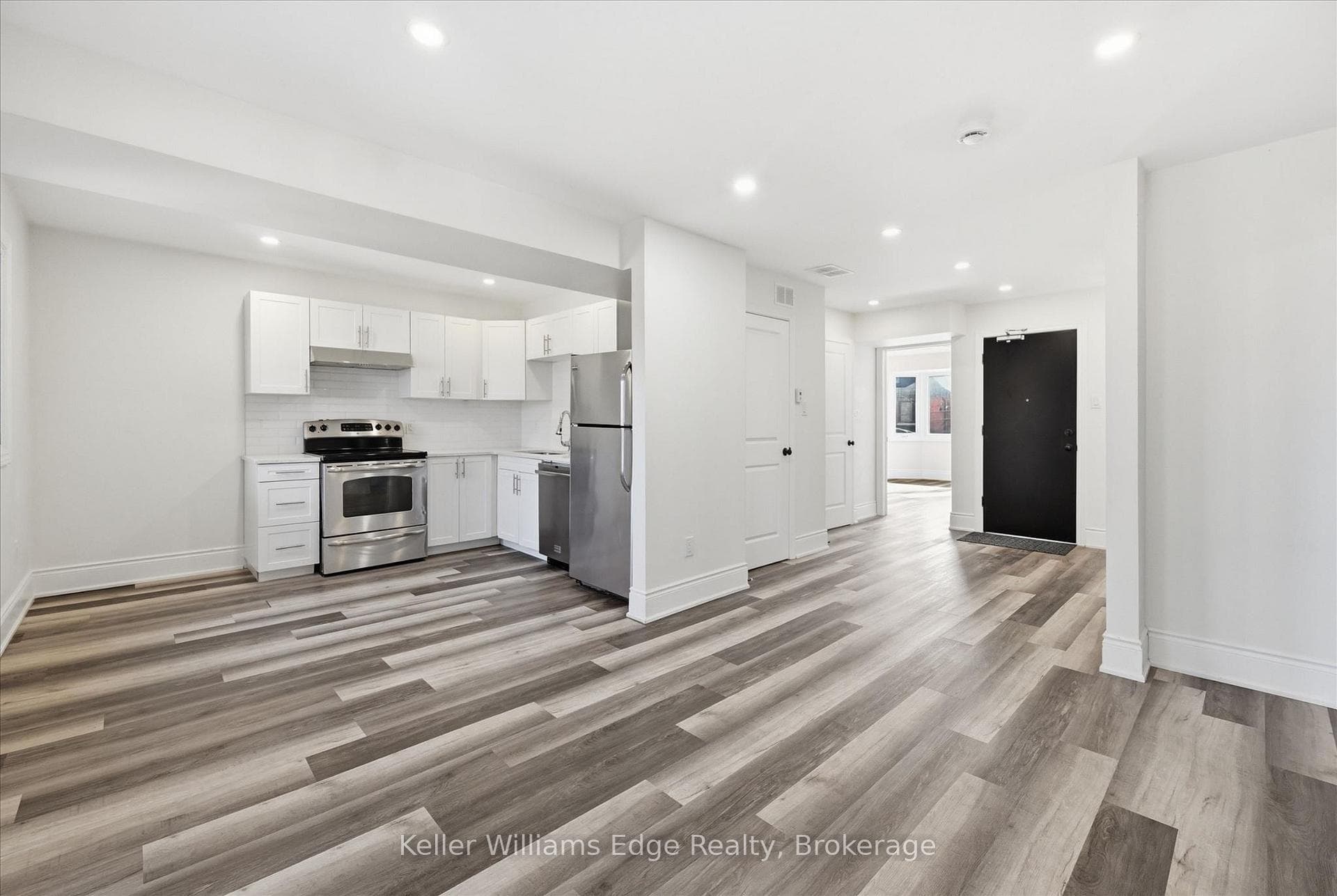 220 Caroline Street Unit 2, Hamilton, ON L8P 3L4 - Photo 1