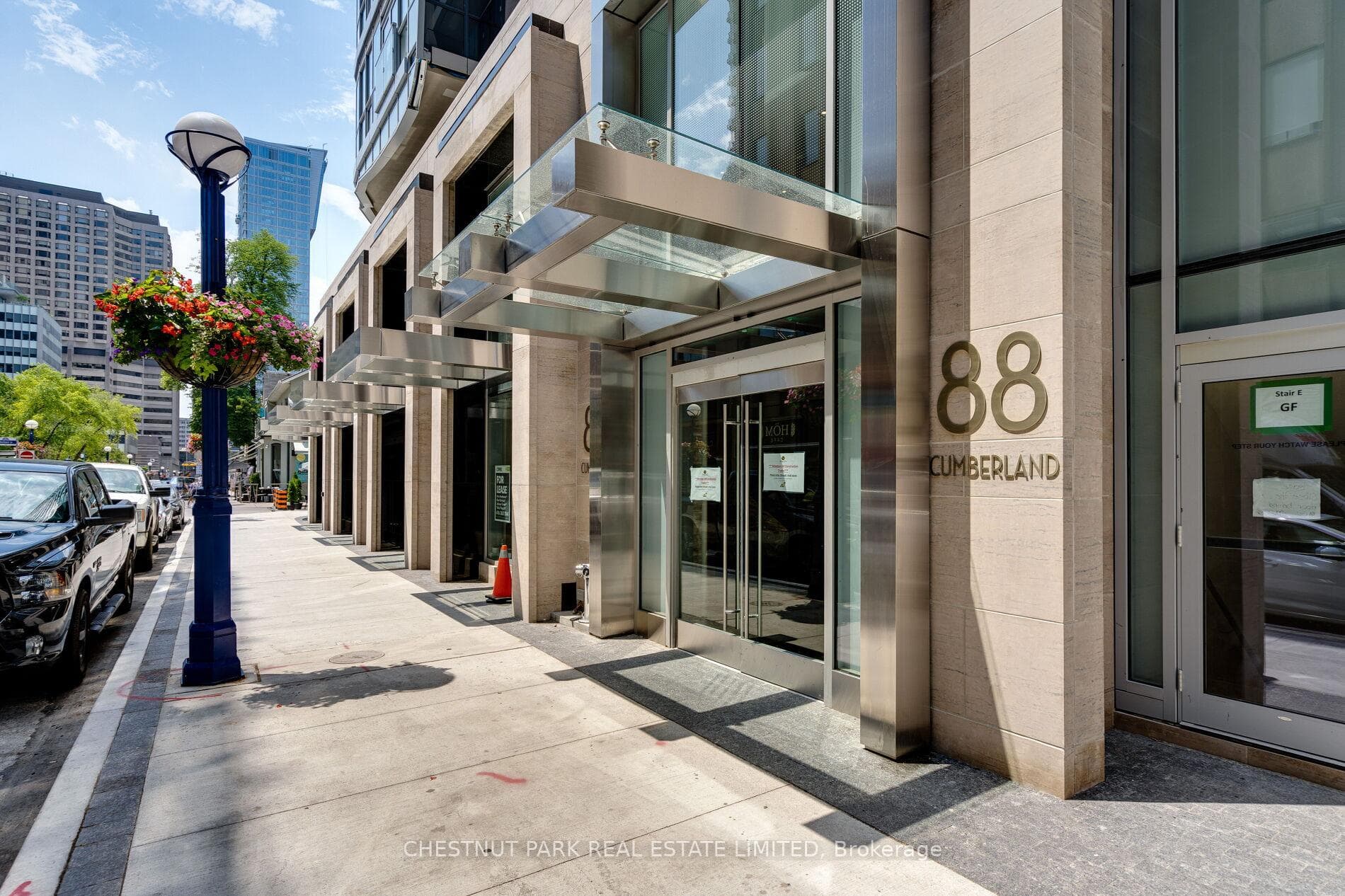 88 Cumberland Street Unit 1902, Annex / Yorkville / Summerhill, ON M5R 0C8 - Photo 1