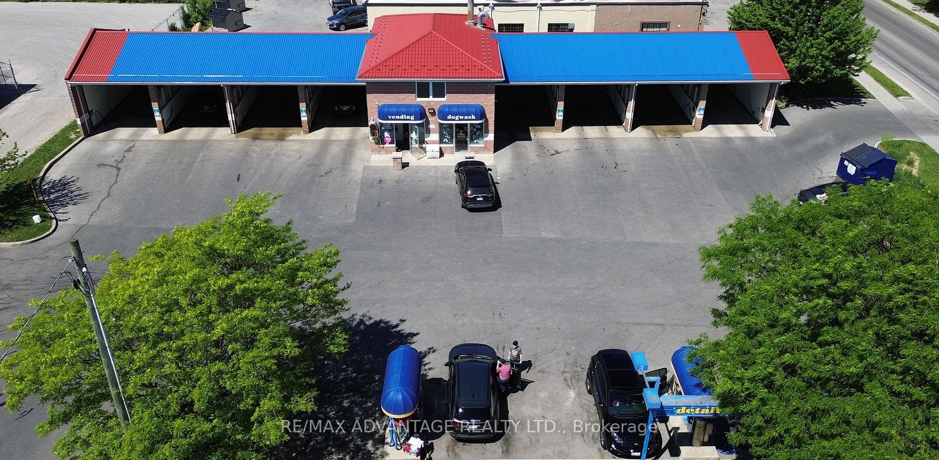 39 Base Line Road, London South, ON N6J 1V5 - Photo 1