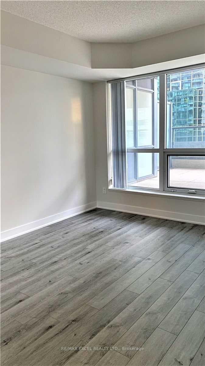 5162 Yonge Street Unit 510, Thornhill / Willowdale, ON M2N 0E9 - Photo 1