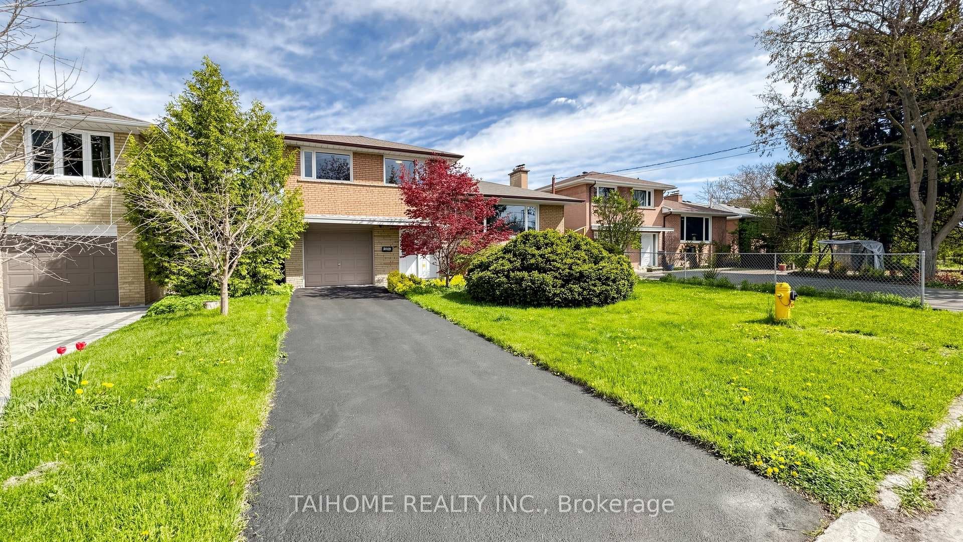 72 Bowerbank Drive, Toronto C14