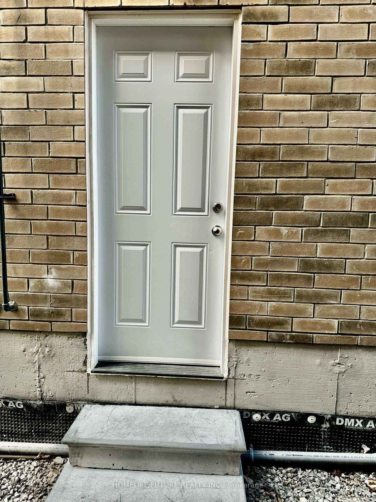1121 Cameo Street Unit BSMT, Pickering, ON L1X 0L7 - Photo 1