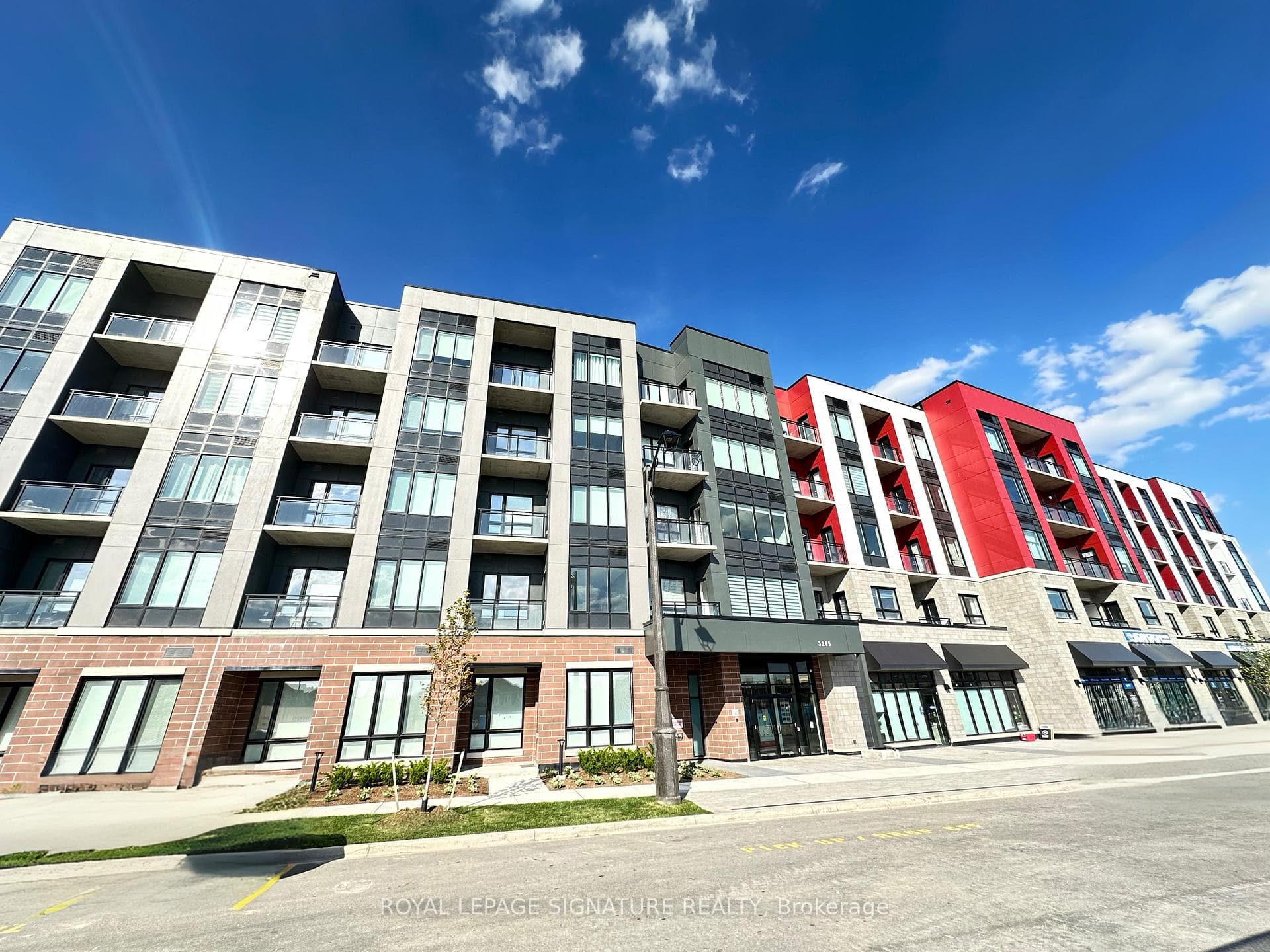 3265 Carding Mill Trail Unit 206, Oakville, ON L6M 1S1 - Photo 1
