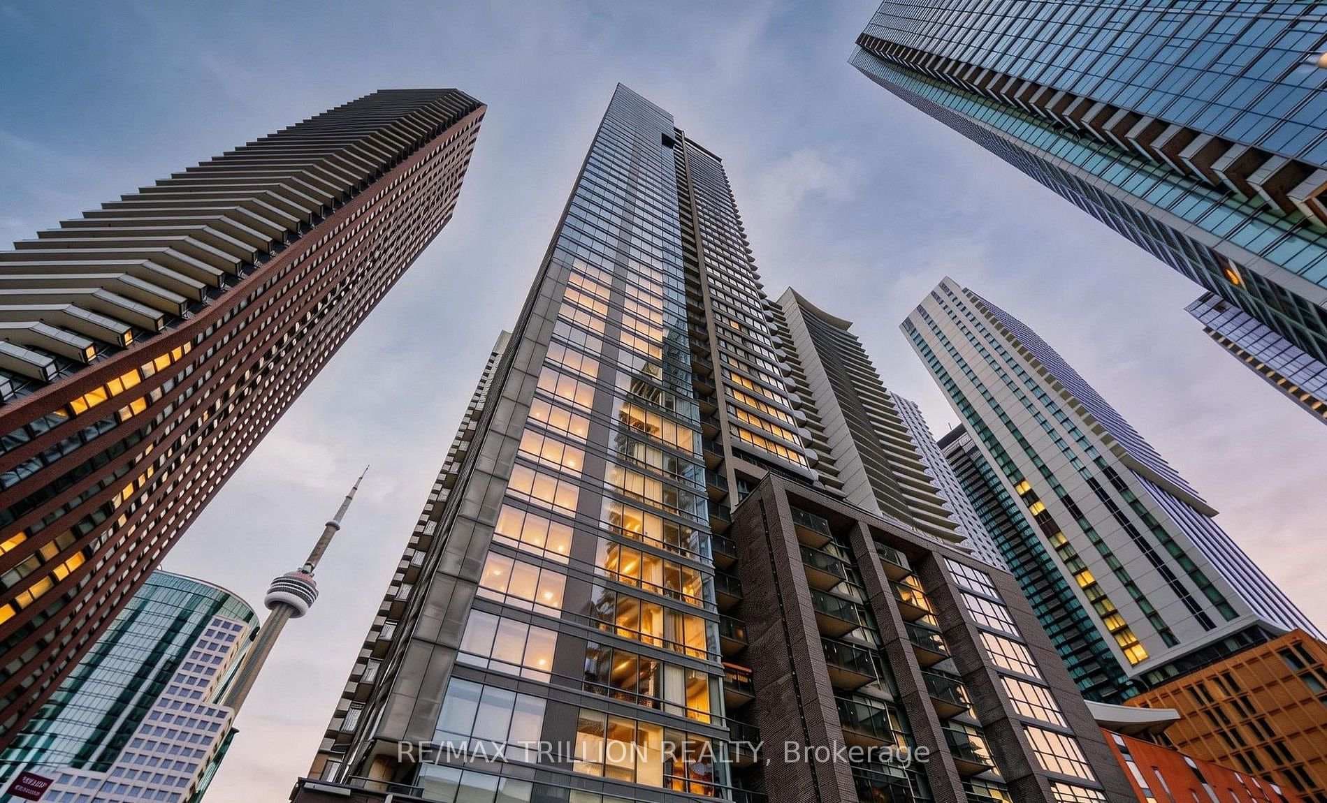 295 Adelaide Street Unit 214, Downtown Toronto / Waterfront, ON M5V 0L4 - Photo 1