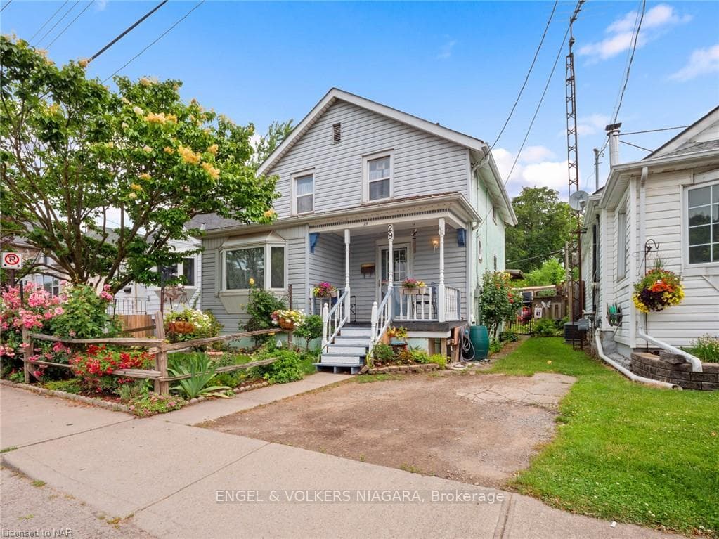 29 HERRICK Avenue, St. Catharines, ON L2P 2S6 - Photo 1