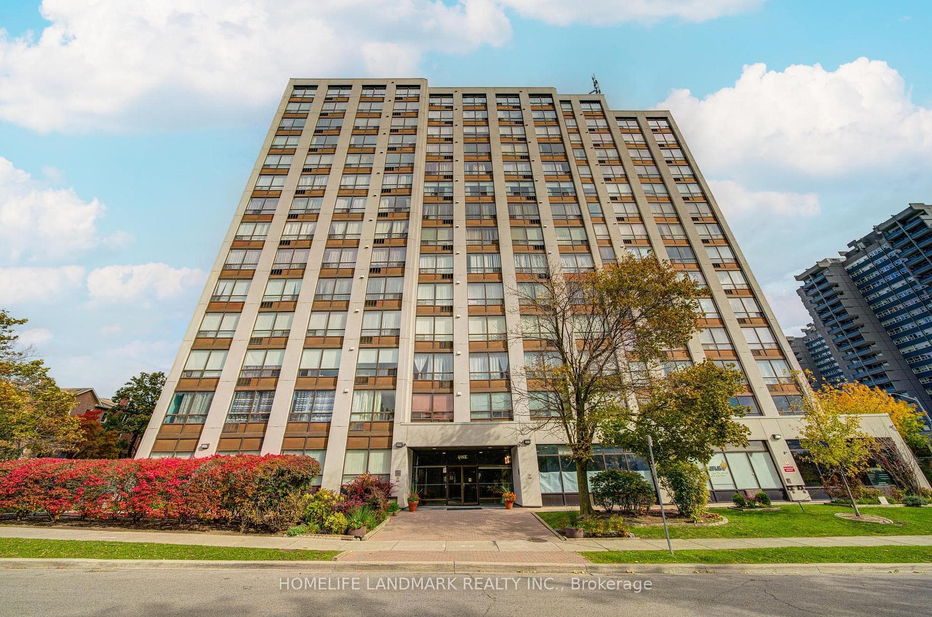 1 Reidmount Avenue Unit 303, Agincourt / Milliken, ON M1S 4V3 - Photo 1