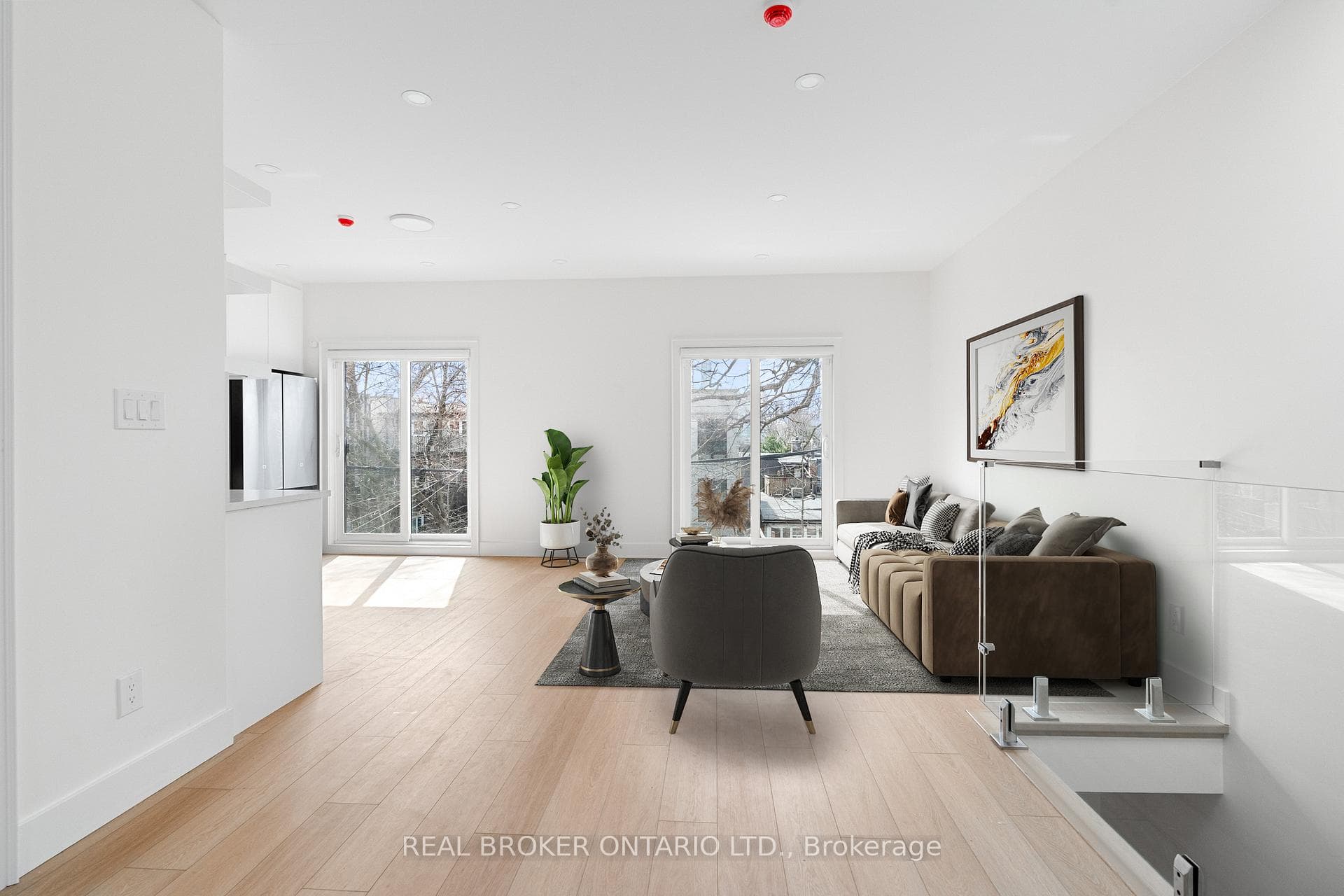 21 Farnham Avenue Unit Laneway, Annex / Yorkville / Summerhill, ON M4V 1H6 - Photo 1