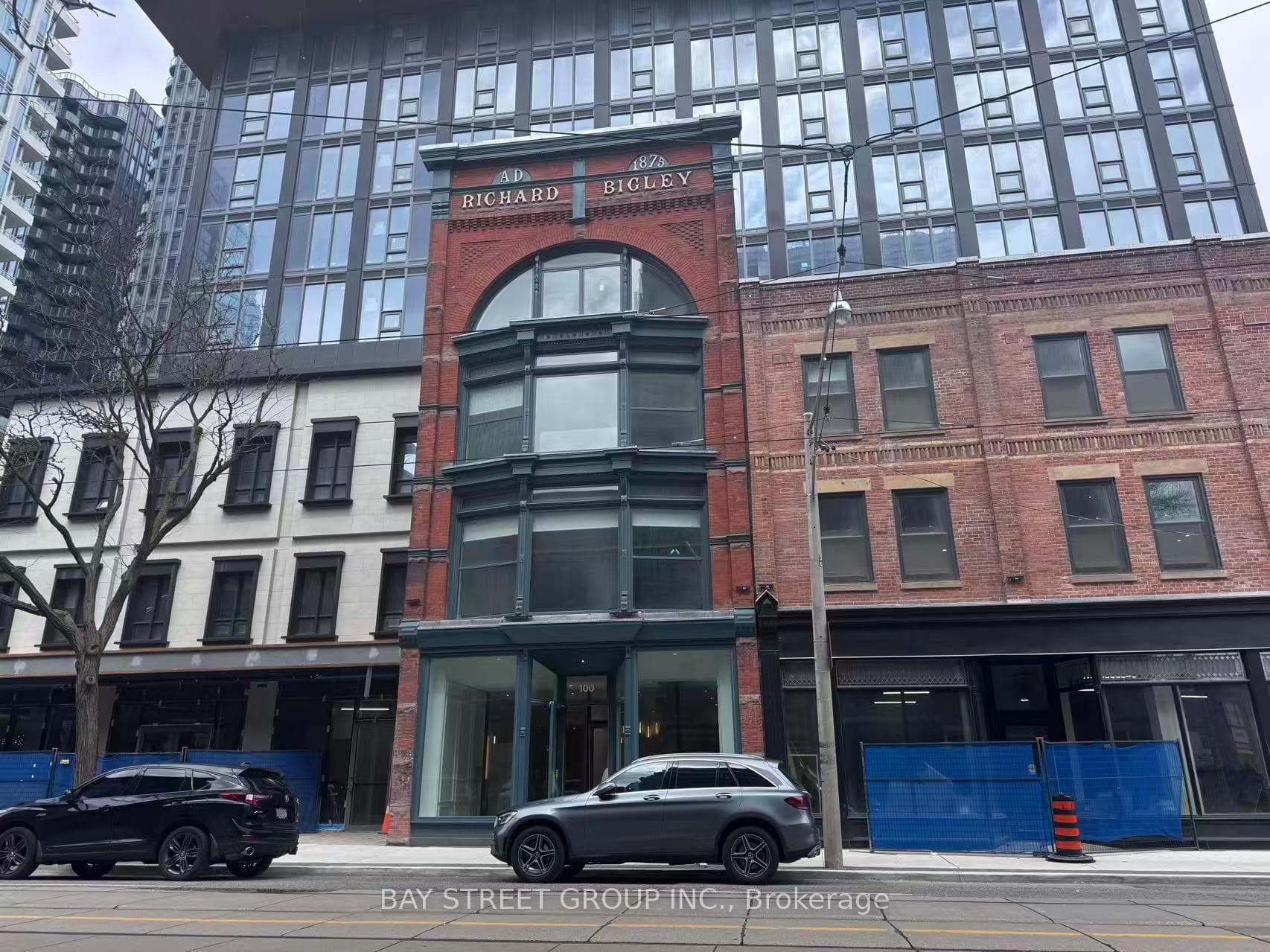 100 Queen Street Unit 3302, Regent Park / Cabbagetown / St. James Town, ON M5C 0B5 - Photo 1