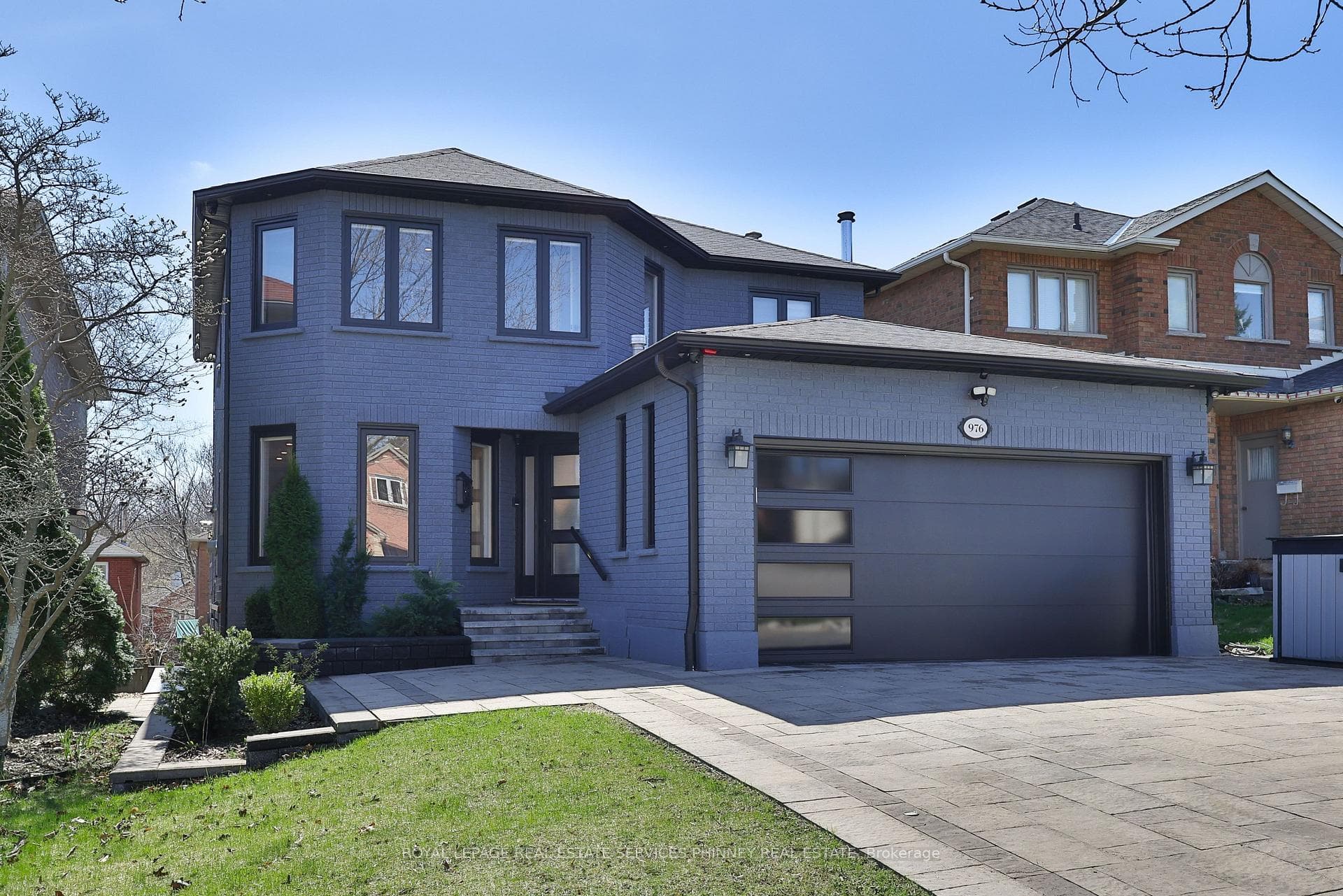 976 Silver Birch Trail, Mississauga, ON L5J 4S3 - Photo 1