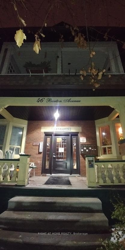 46 Barton Avenue Unit A, Annex / Yorkville / Summerhill, ON M6G 1P3 - Photo 1