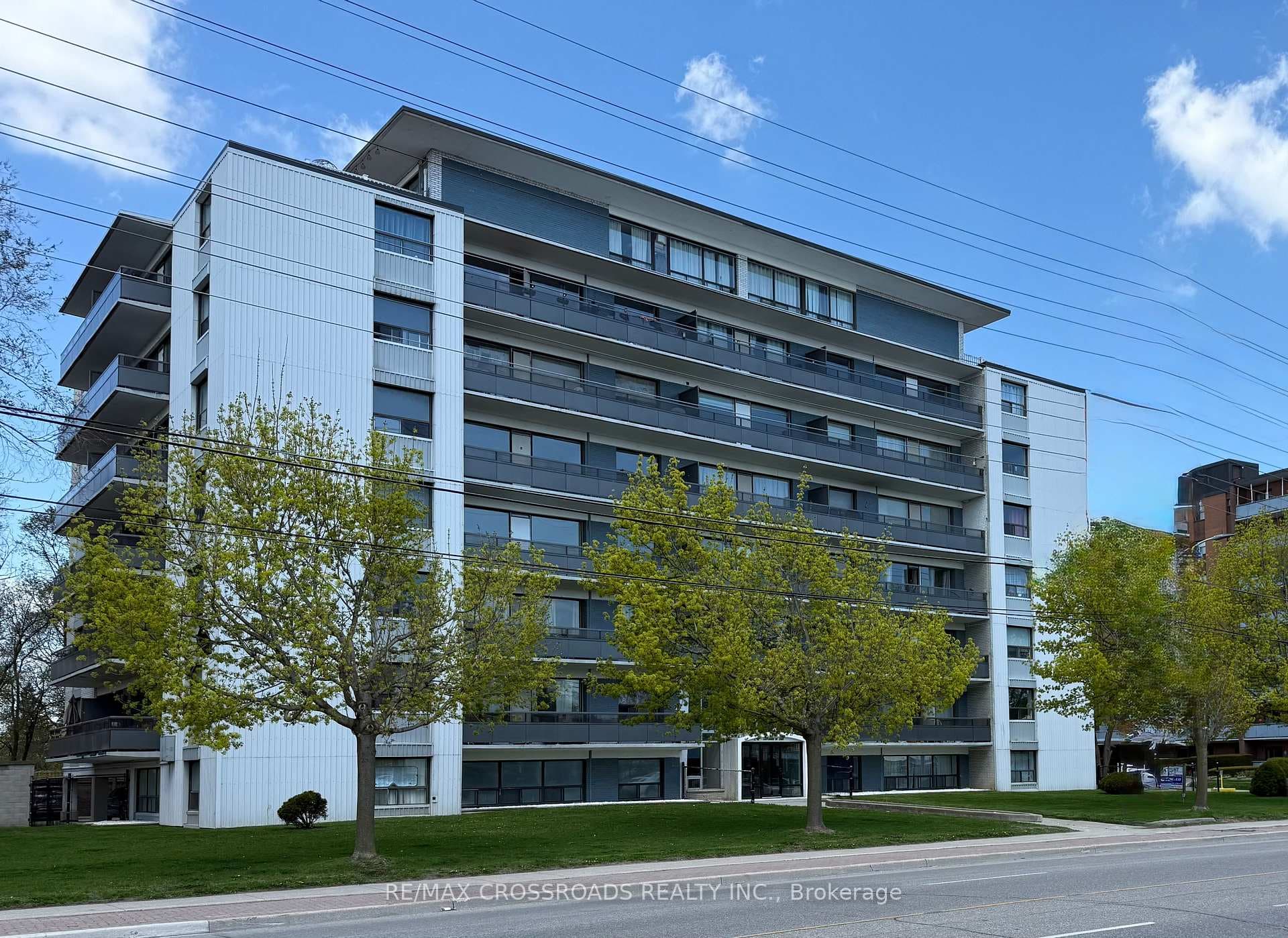 363 Lakeshore Road Unit 610, Mississauga, ON L5G 1H7 - Photo 1