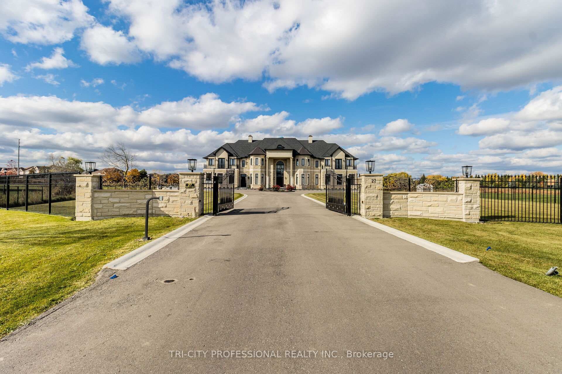 27 Morris Court, Brampton