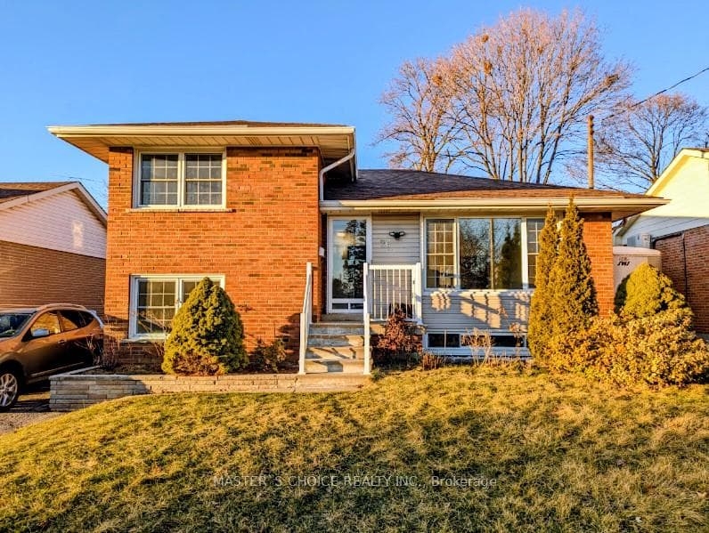 26 Heatherington Drive Unit Upper Unit, Scarborough Village / Eglinton East, ON M1T 1N4 - Photo 1