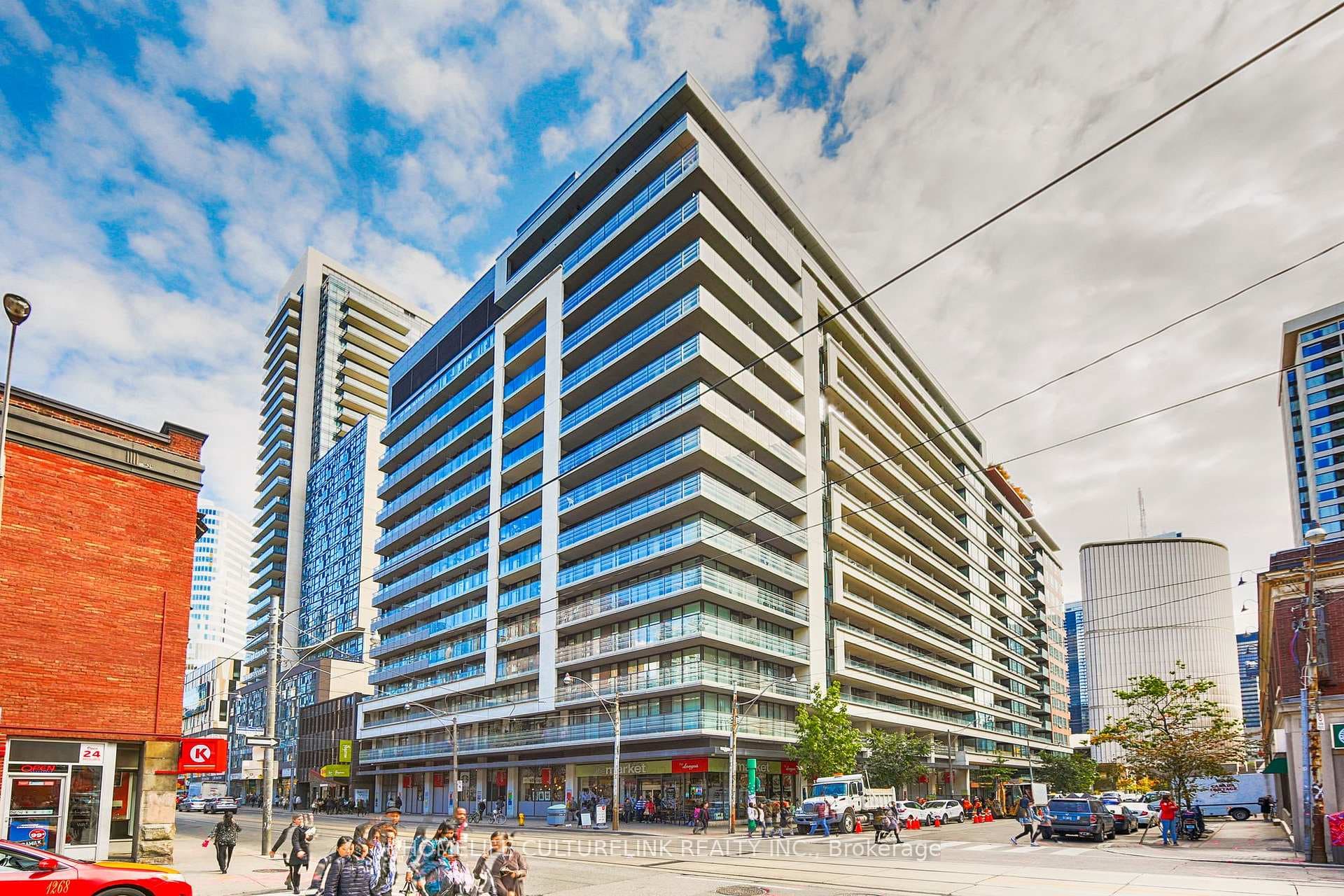 111 Elizabeth Street Unit 1112, Downtown Toronto / Waterfront, ON M5G 1P7 - Photo 1