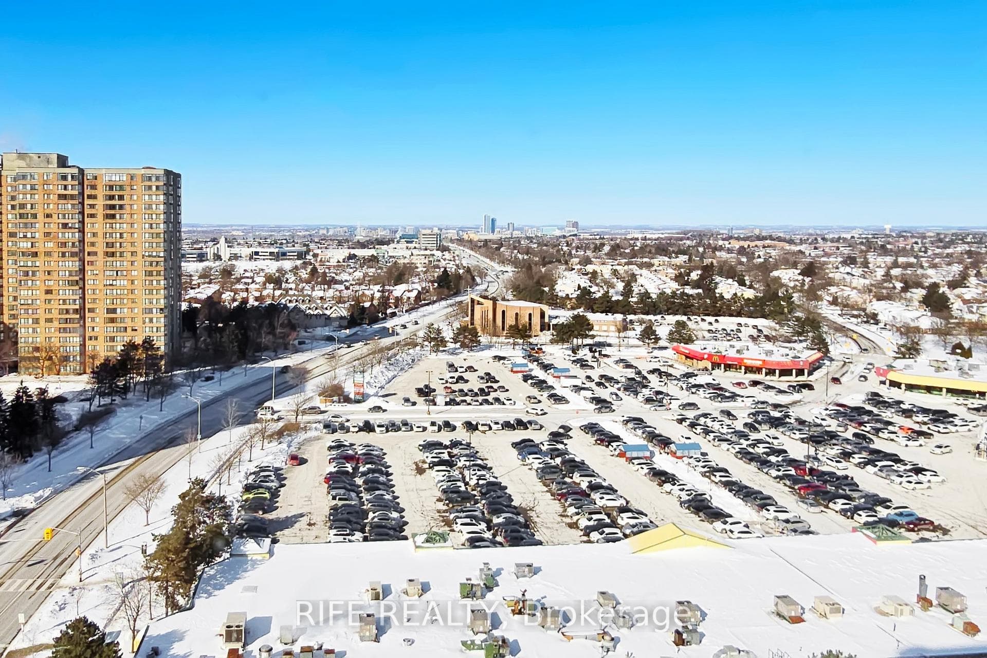 275 Bamburgh Circle Unit 1708, Scarborough Village / Eglinton East, ON M1W 3X4 - Photo 1