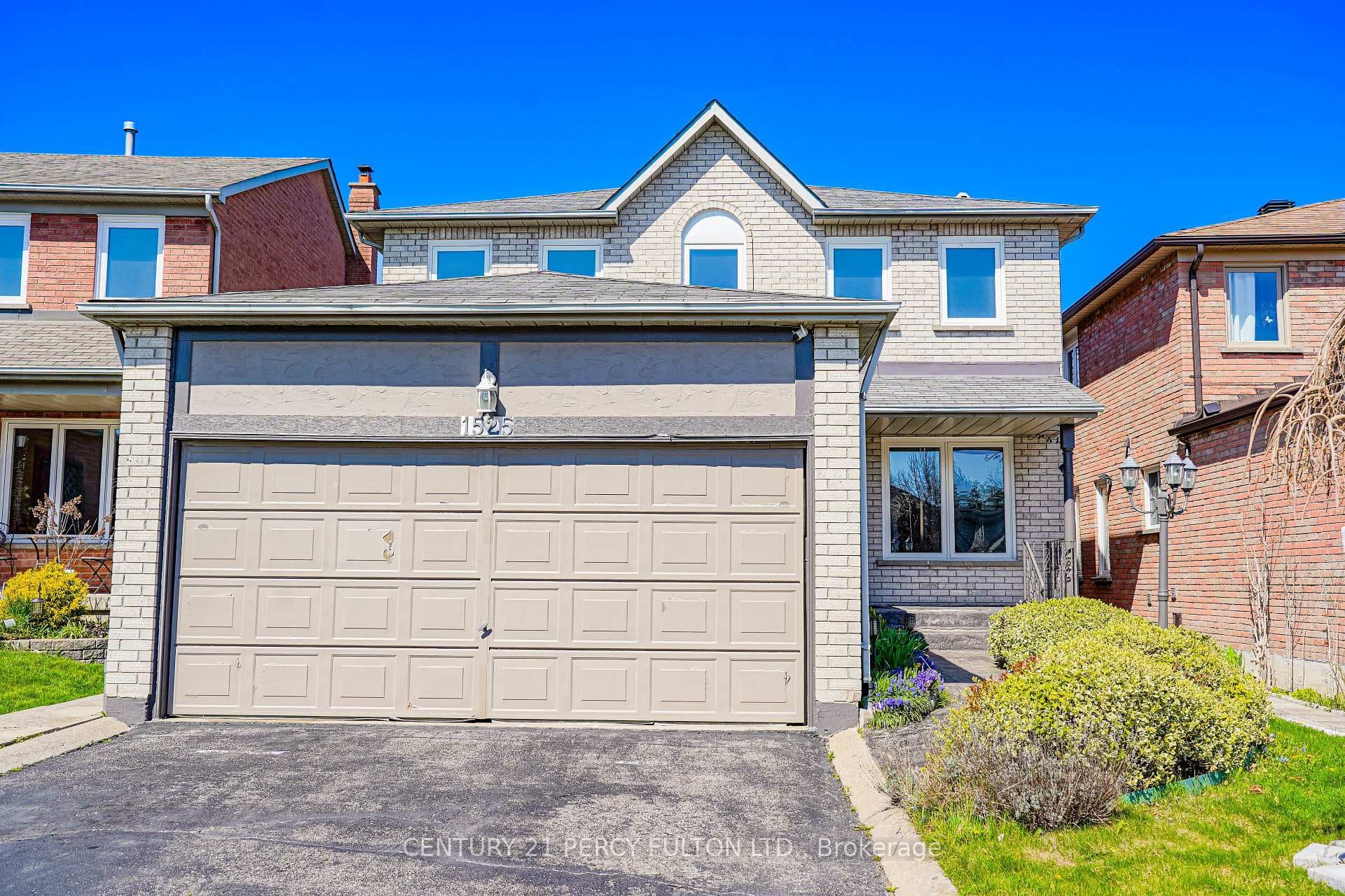 1525 Sturgeon Court, Pickering, ON L1V 5P6 - Photo 1