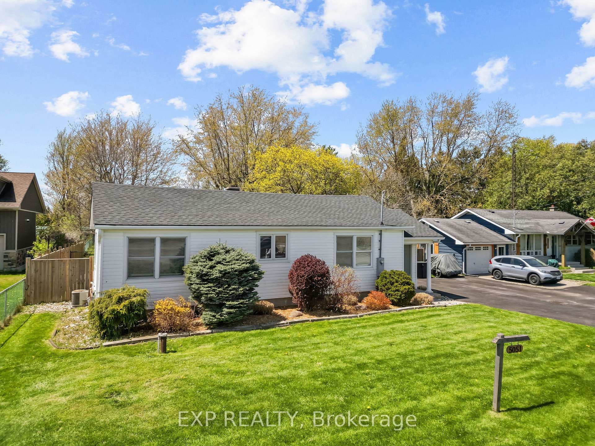 5051 Wellington Road, London South, ON N6E 3X9 - Photo 1