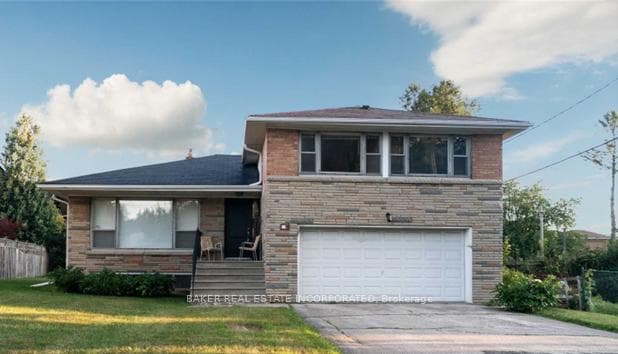 156 Cocksfield Avenue, Toronto C06