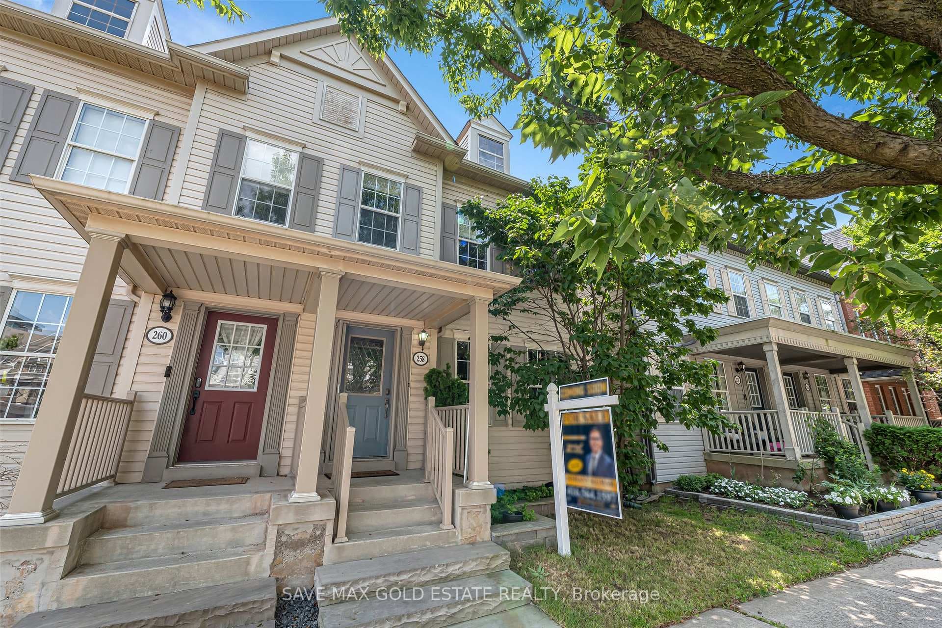 258 Littlewood Drive, Oakville
