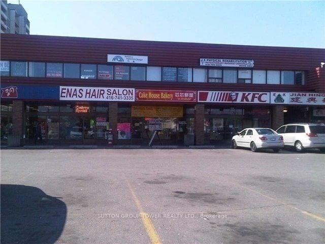 1977 Finch Avenue Unit 216, Toronto W05