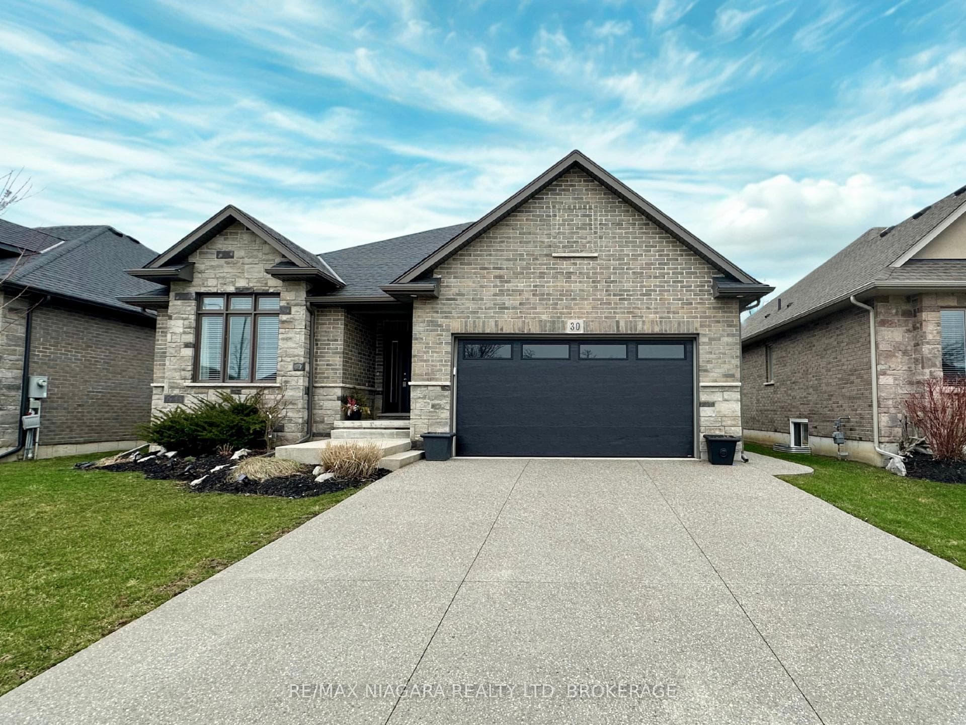 30 Renfield Street, Port Colborne, ON L3K 0A7 - Photo 1