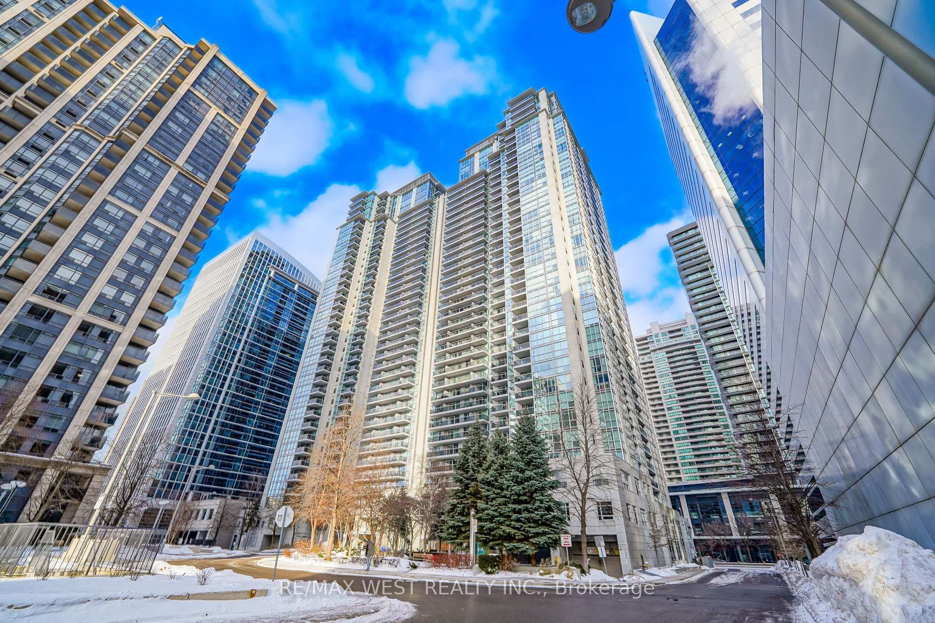4978 Yonge Street Unit 2909, Thornhill / Willowdale, ON M2N 7G8 - Photo 1