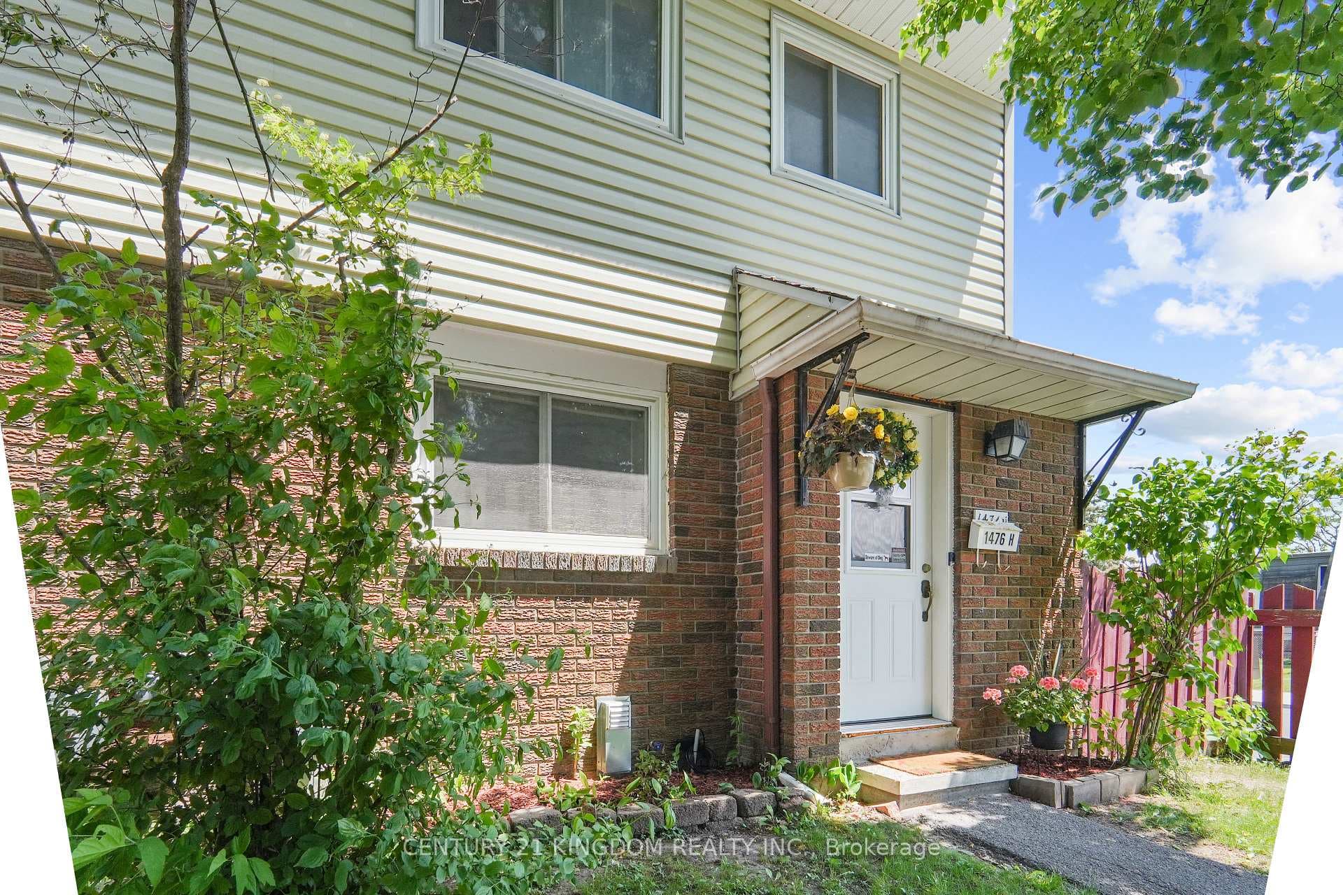 1476 Heatherington Road Unit H 103, Hunt Club - South Keys and Area, ON K1V 6S1 - Photo 1